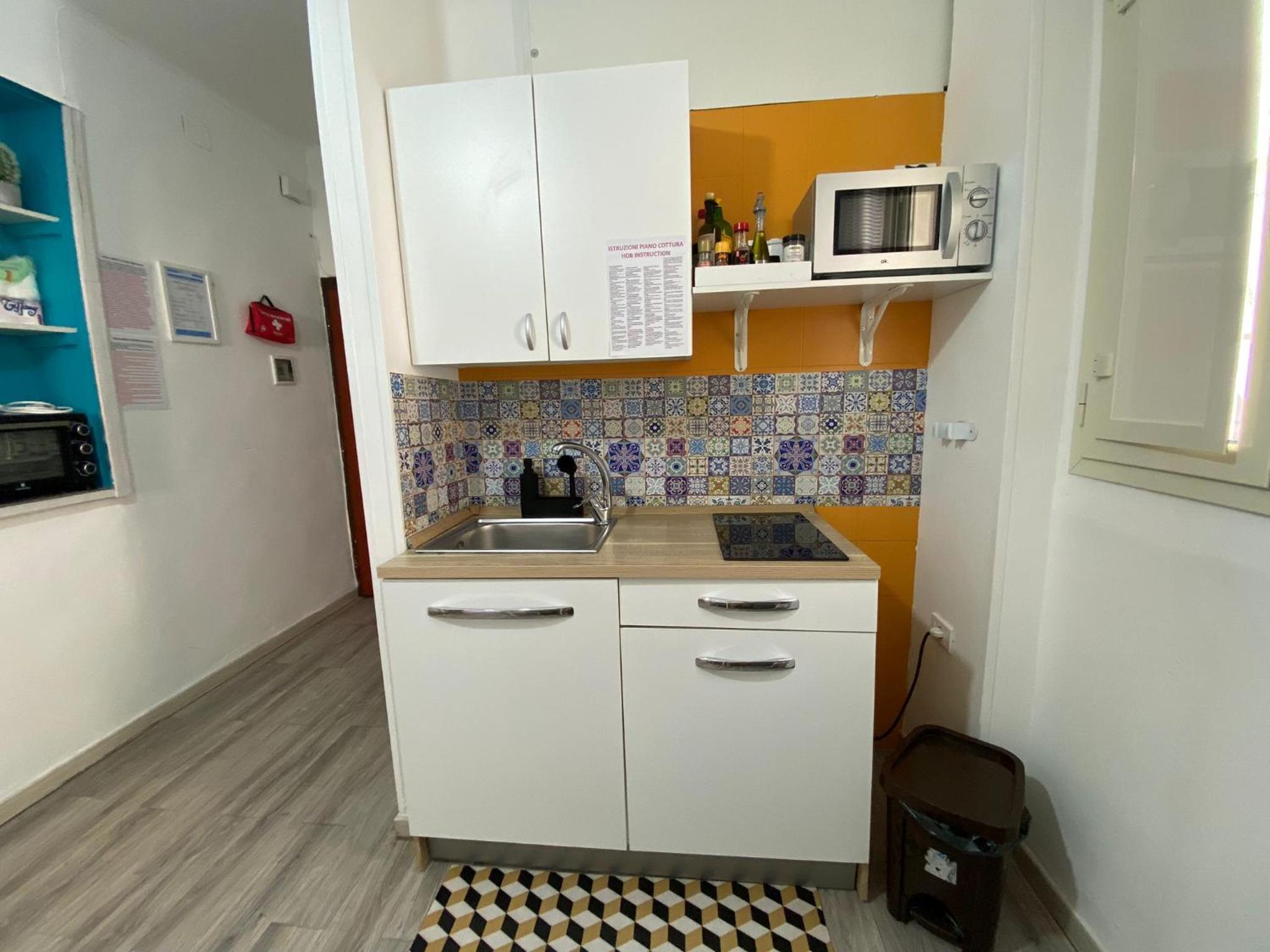 One-Bedroom Apartment - Photo 14