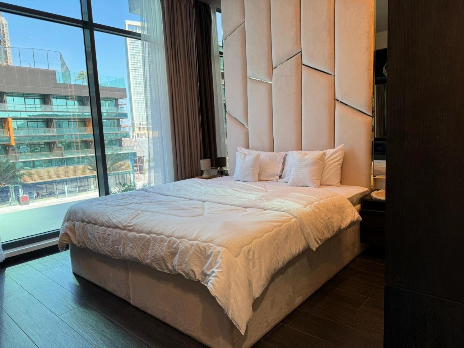 Studio Apartment photo 2