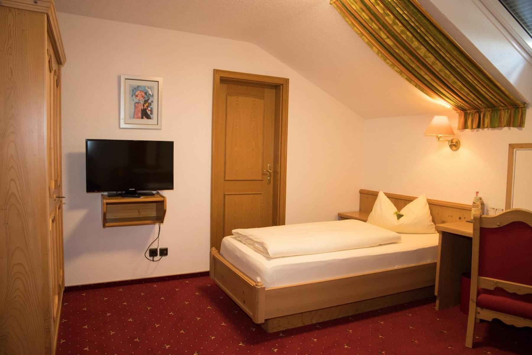 Twin Room photo 3
