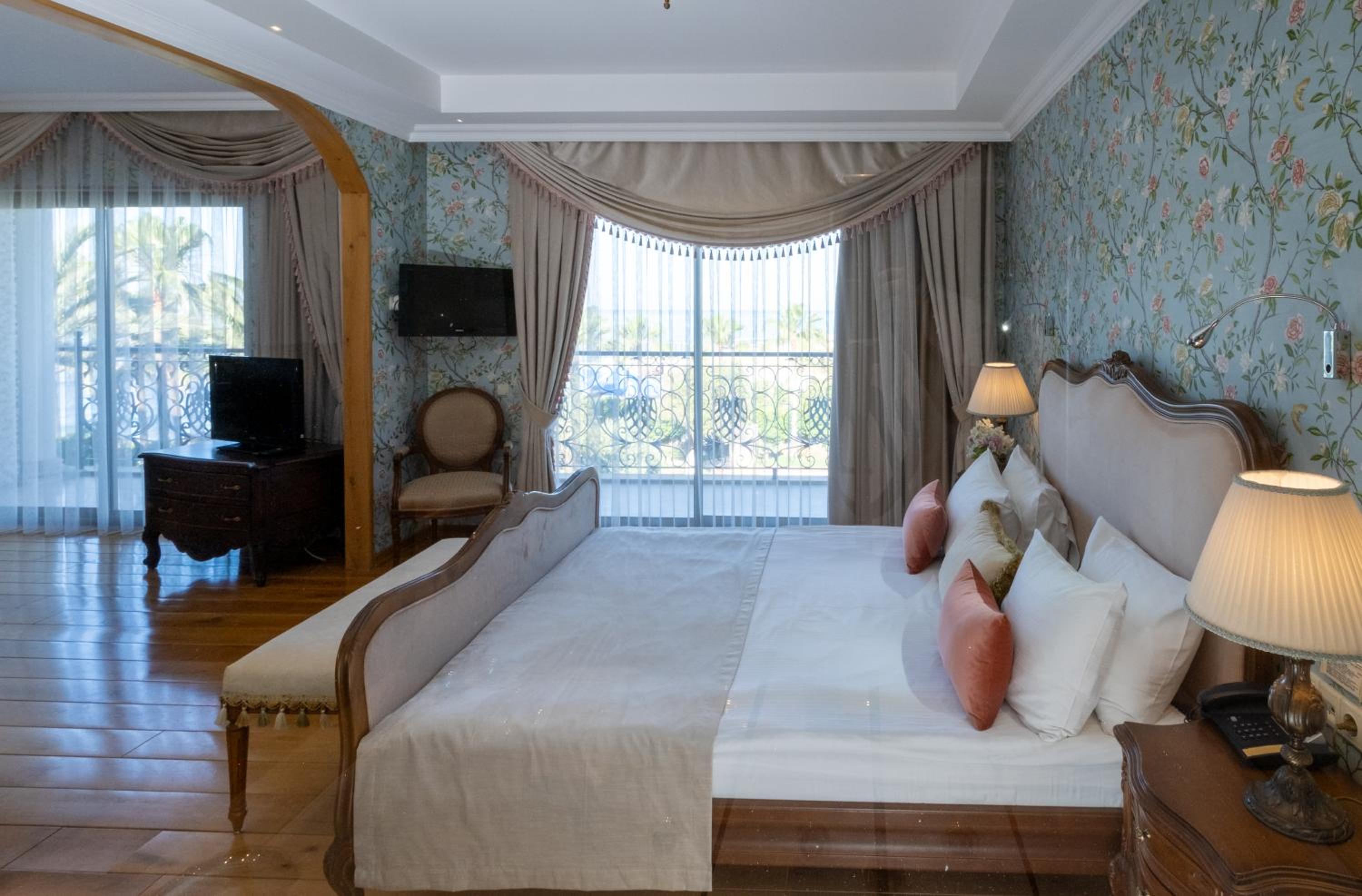 Suite with Sea View