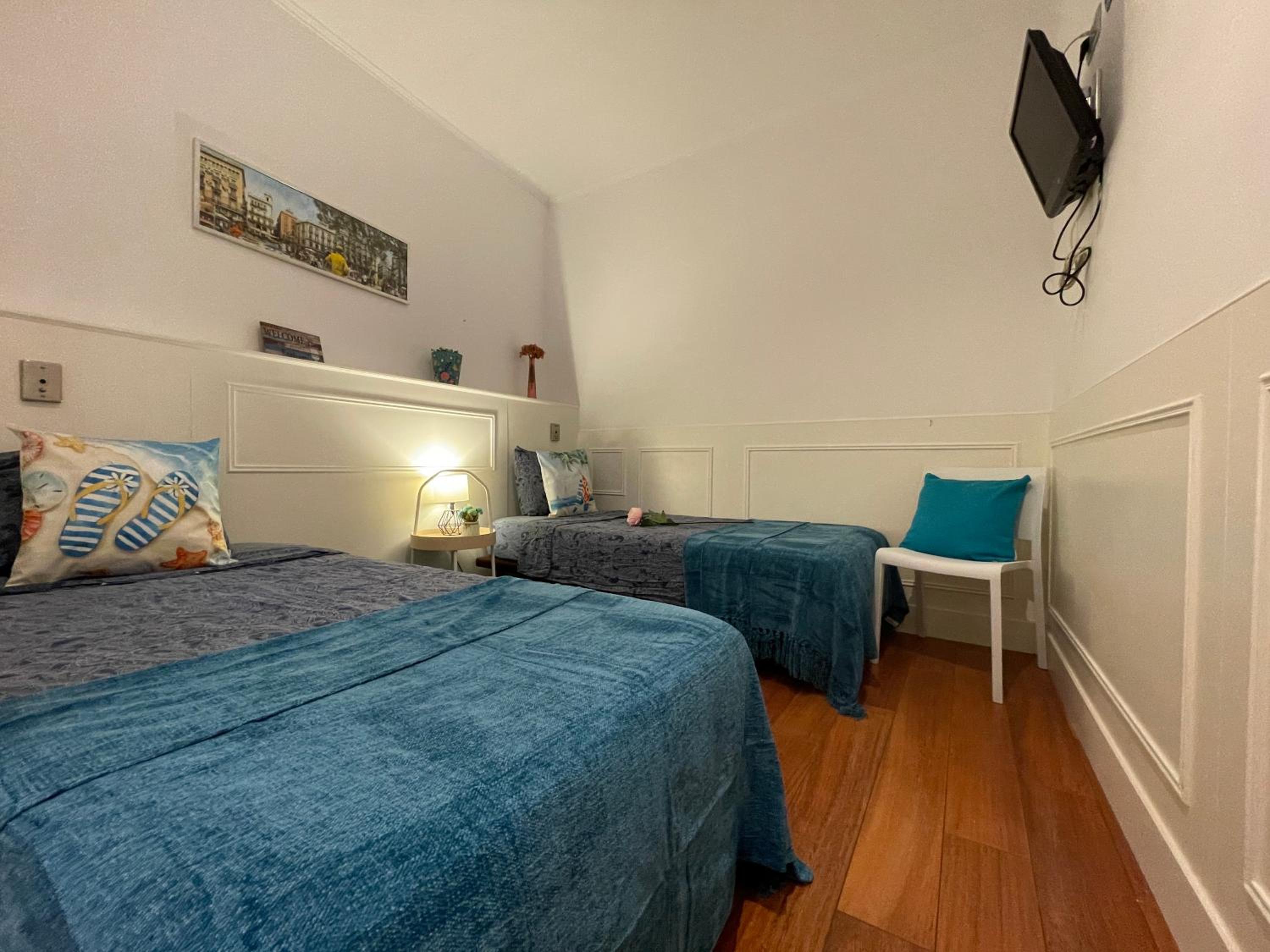 Double Room With Shared Bathroom photo 3