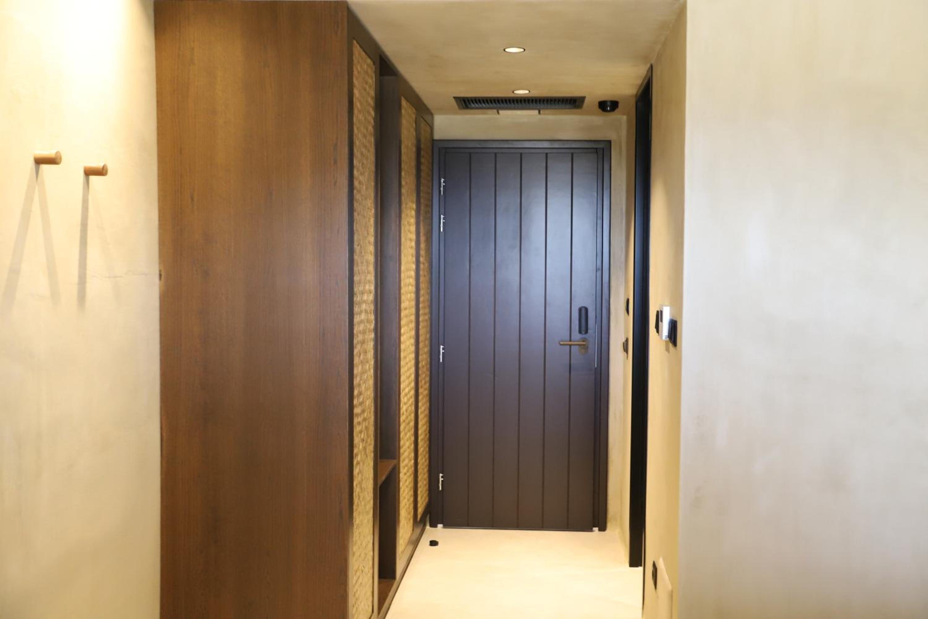 Superior King Suite photo 3