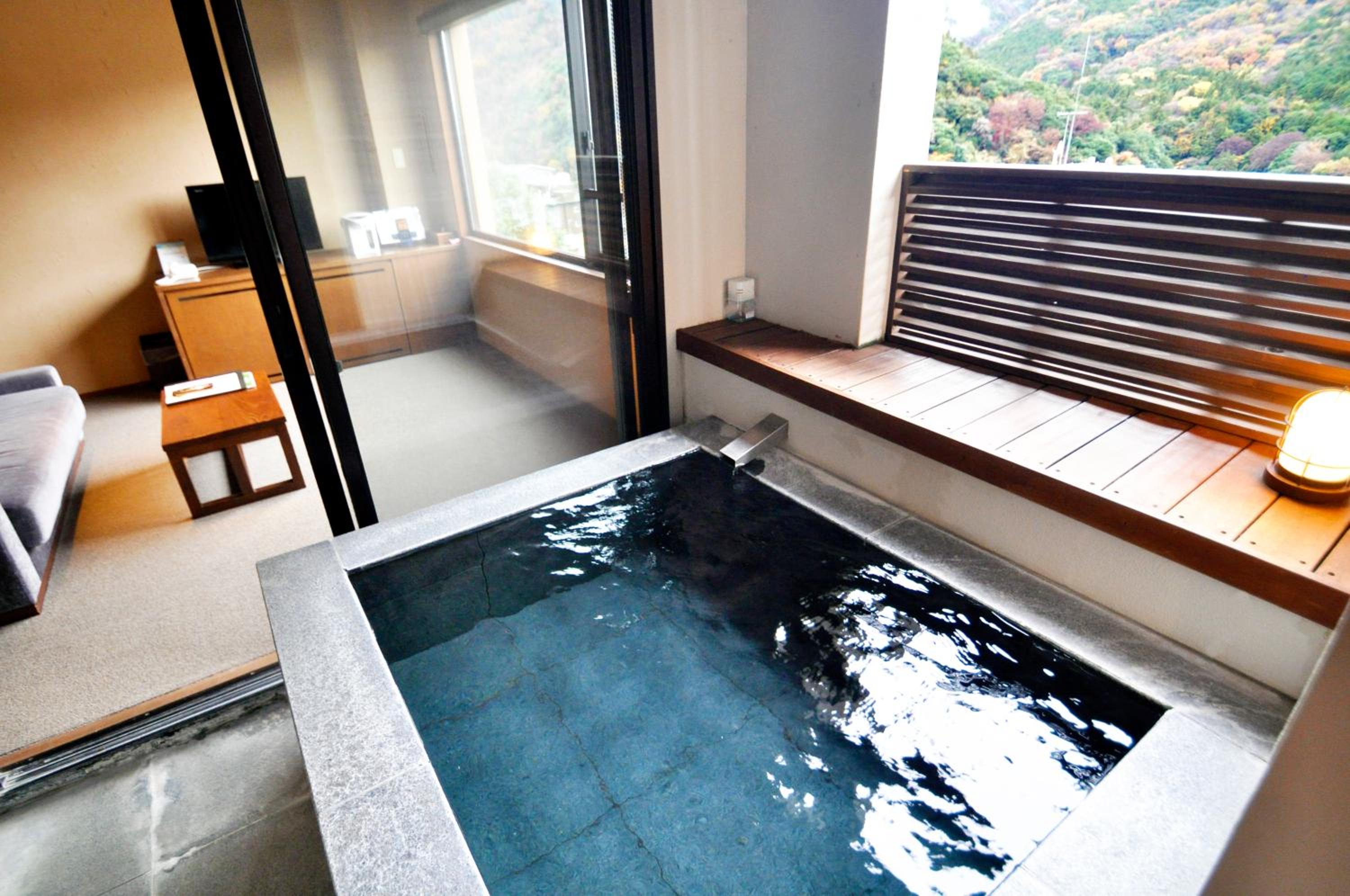 【Adult Only】Luxury Tower - Twin Room with Open-Air Bath - Breakfast served from 7:30- / Japanese Breakfast