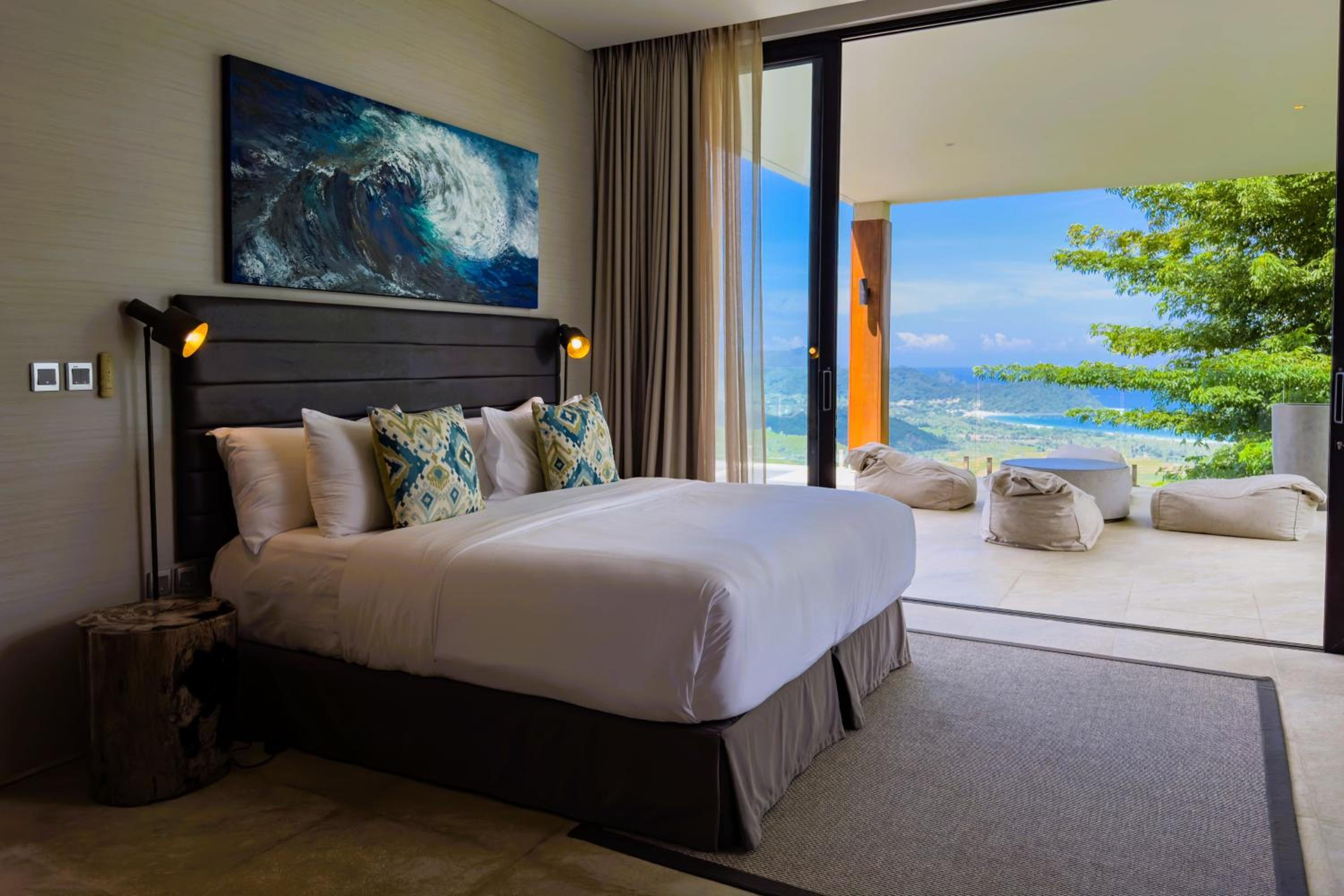 3-Bedroom Pool Villa with Ocean View photo 1