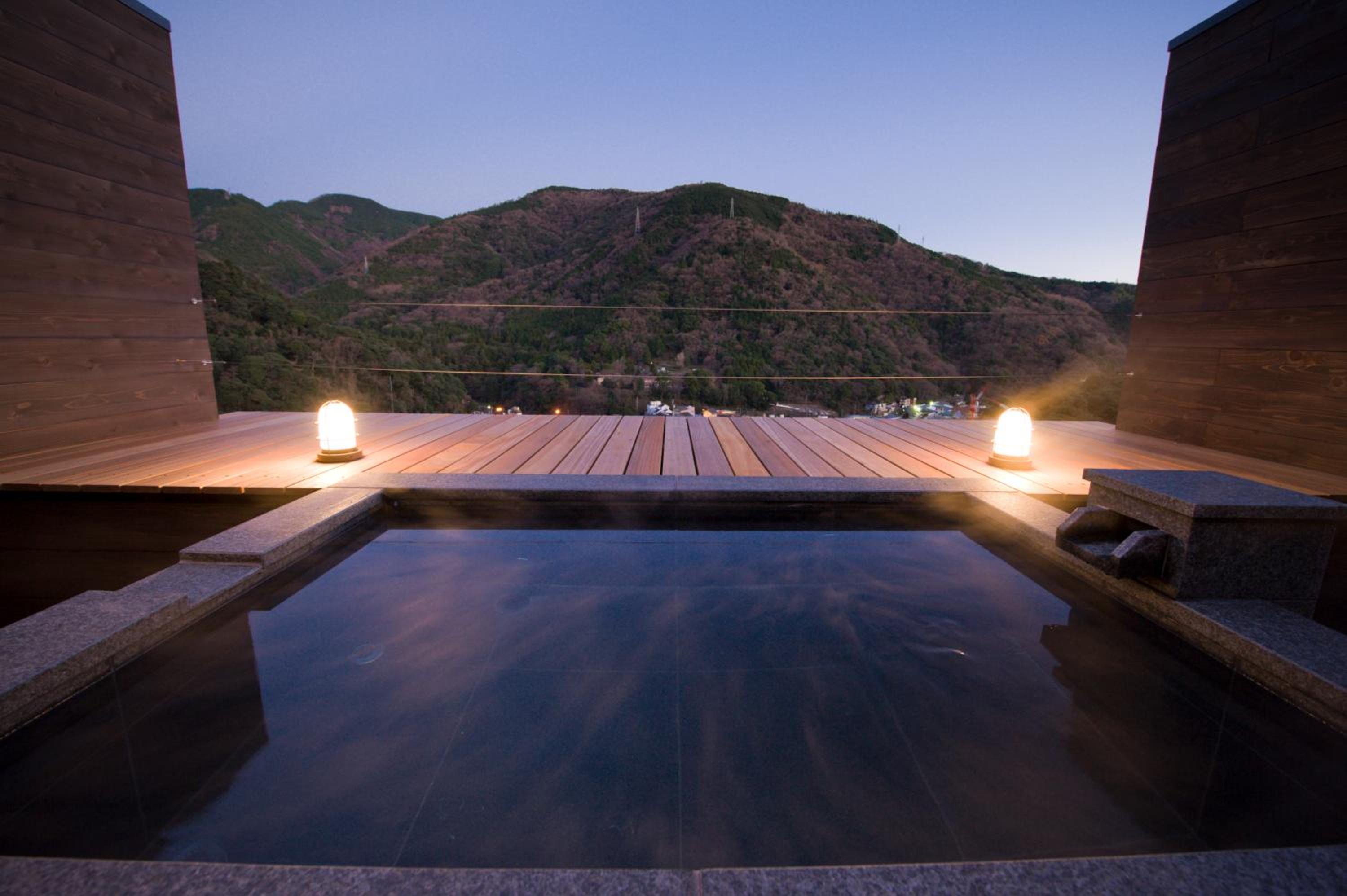 【Adult Only】Luxury Tower - Twin Room with Open-Air Bath - Breakfast served from 7:30- / Japanese Breakfast