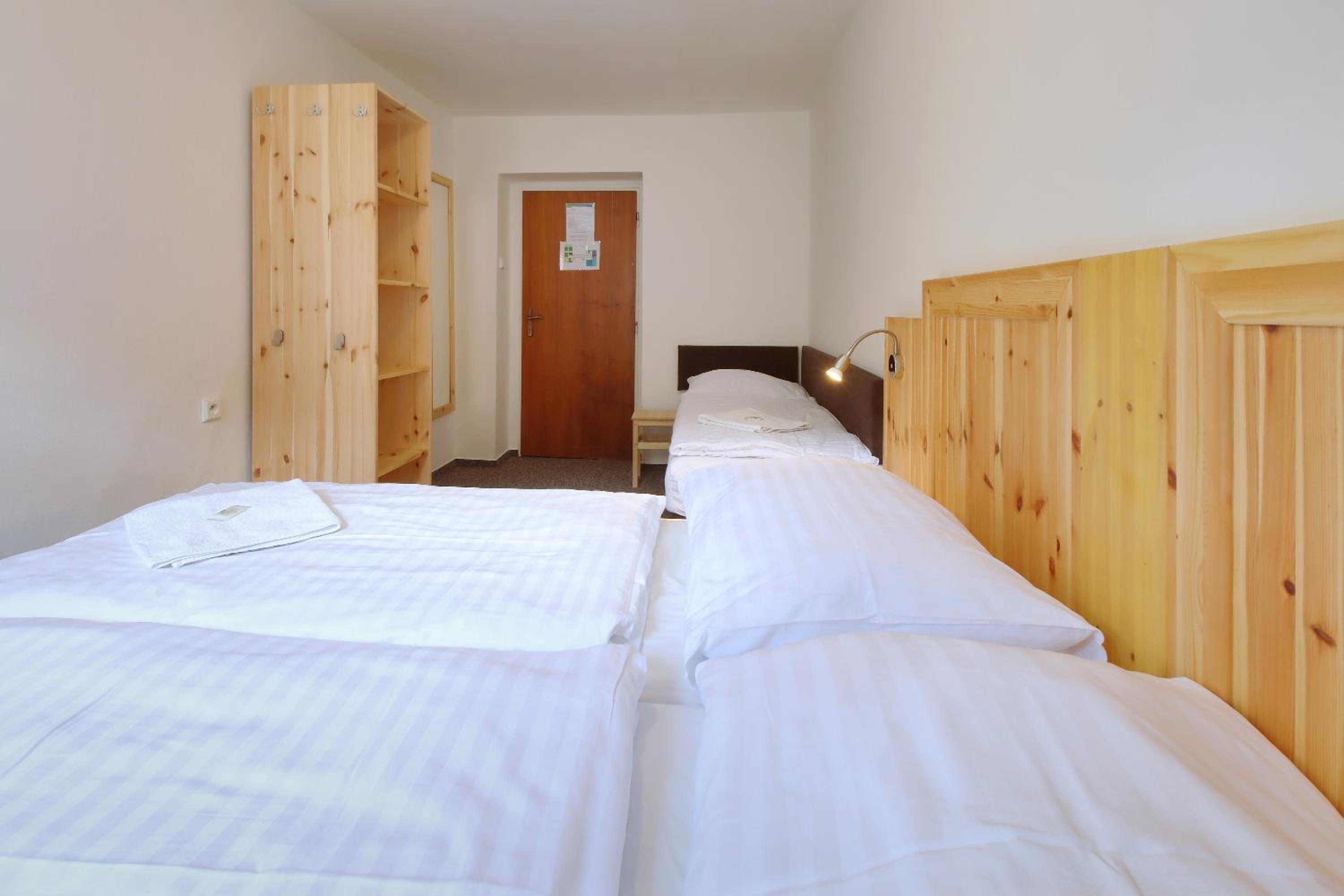 Standard Triple Room - Photo 5