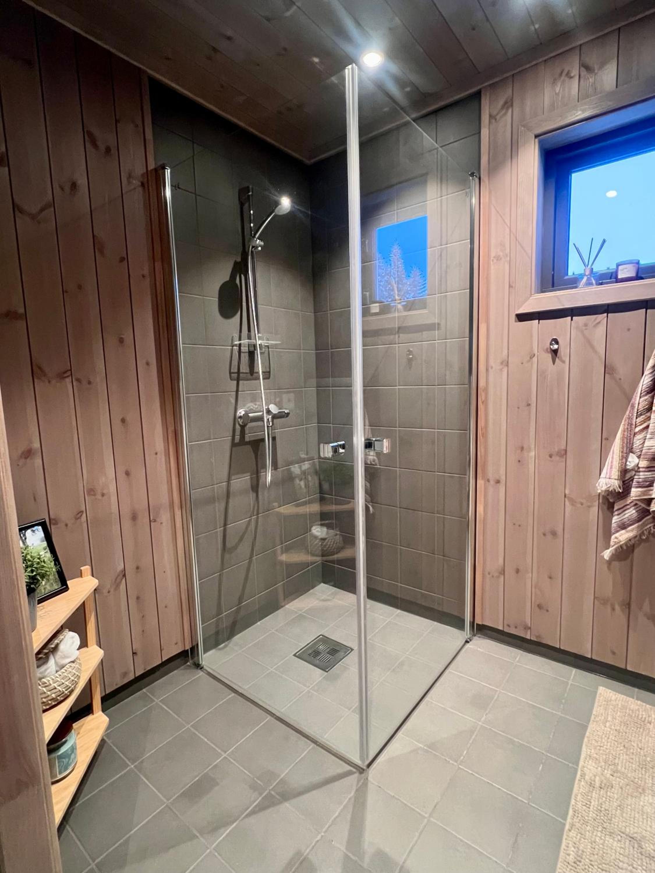 Three-Bedroom Vacation Home  - Photo 4