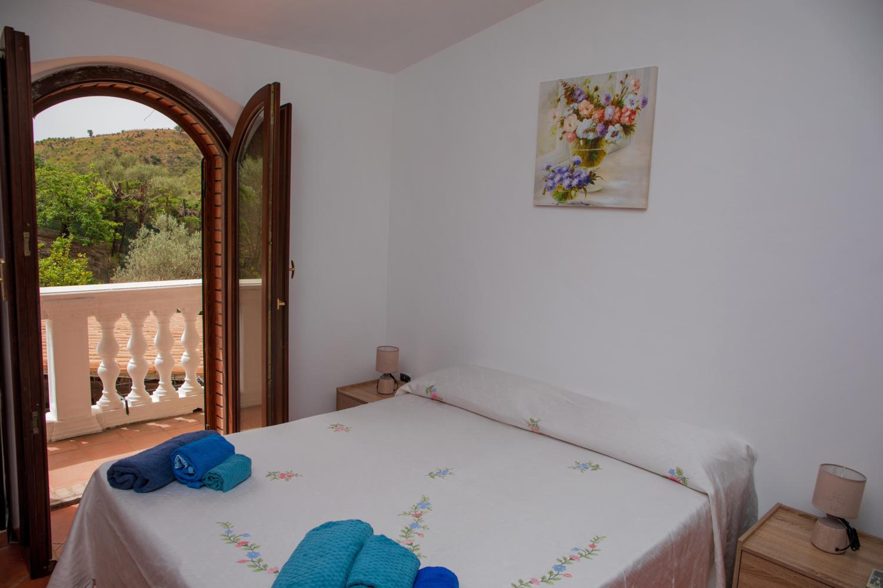 Three-Bedroom Deluxe Apartment