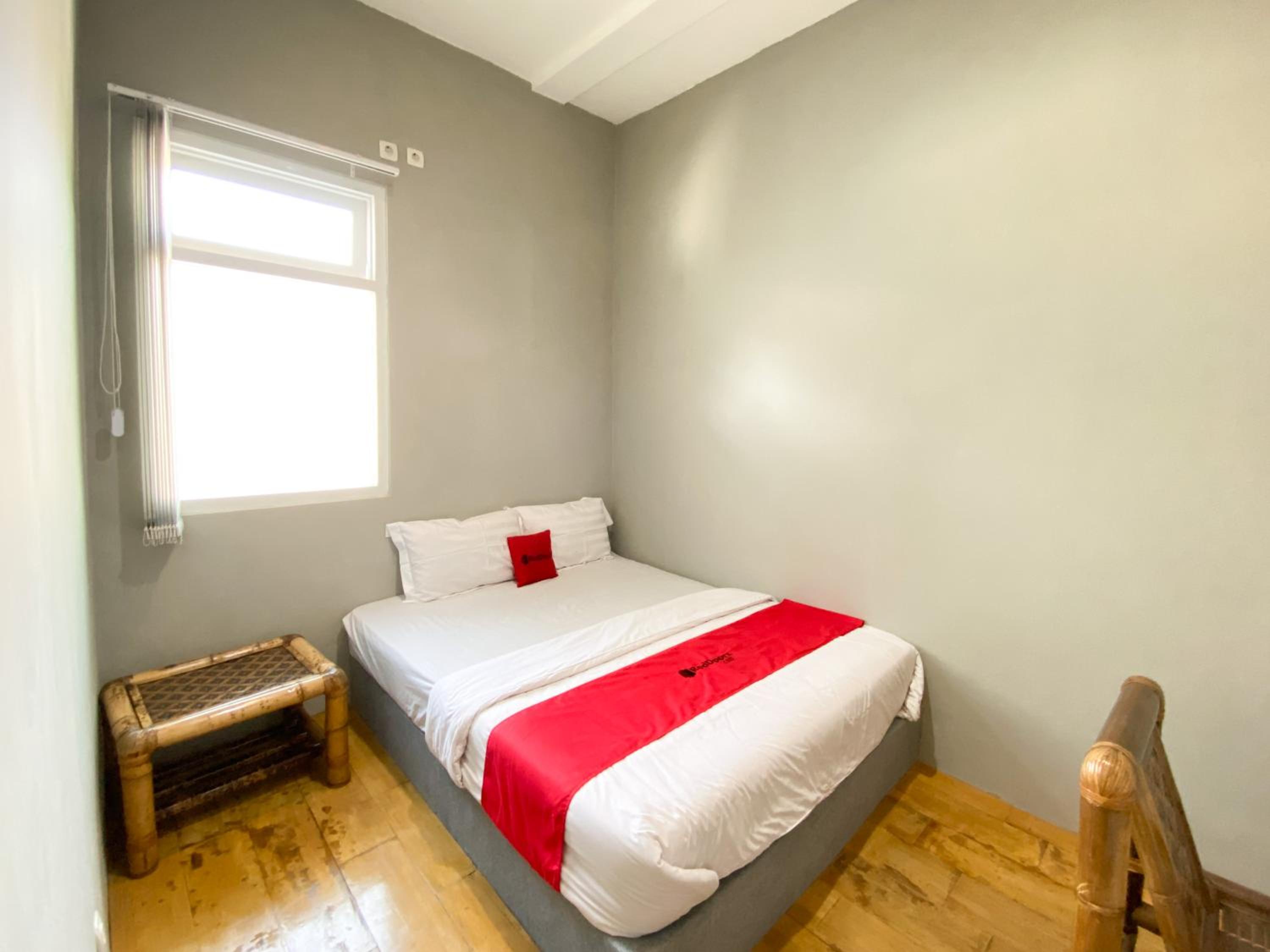 Standard Double Room photo 2