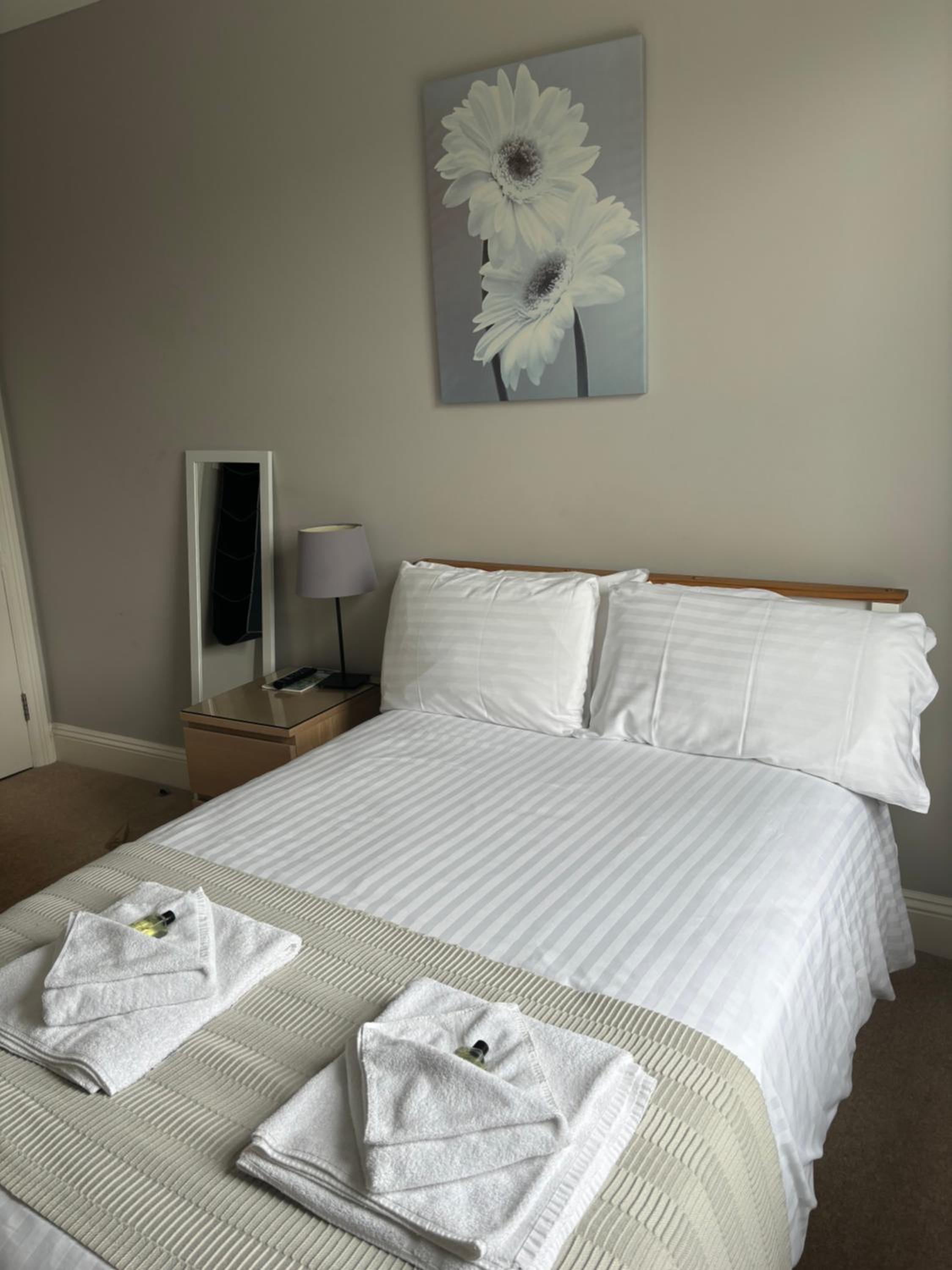 Economy Double Room photo 2