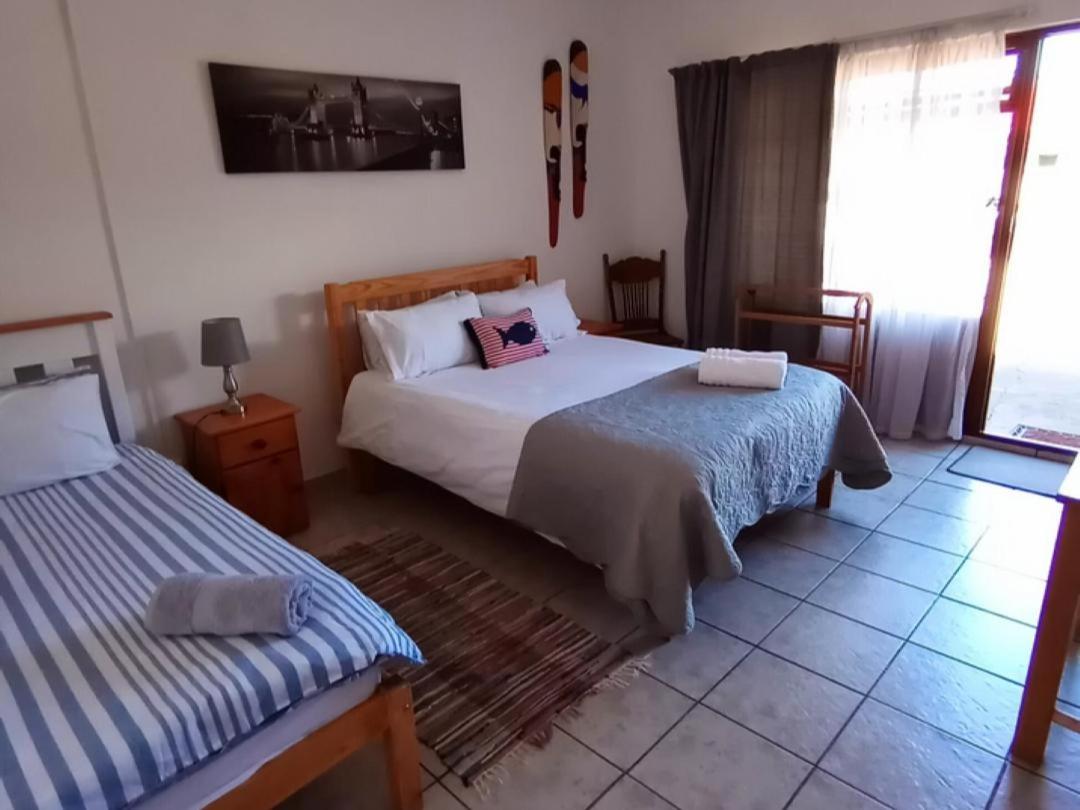 Standard Triple Room photo 3