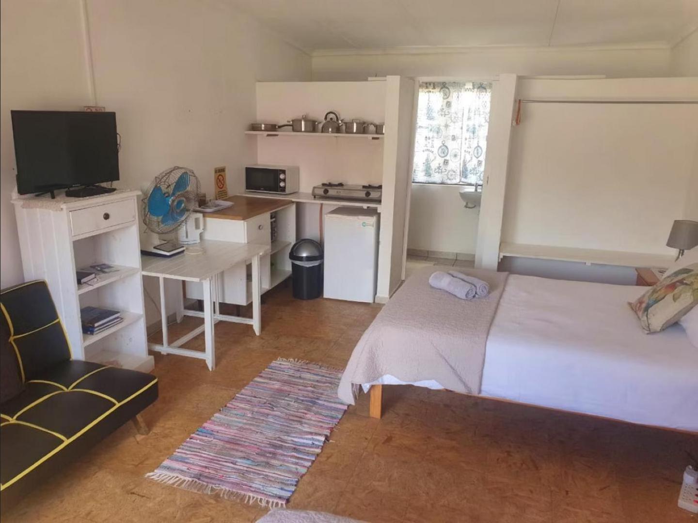 Standard Triple Room photo 2