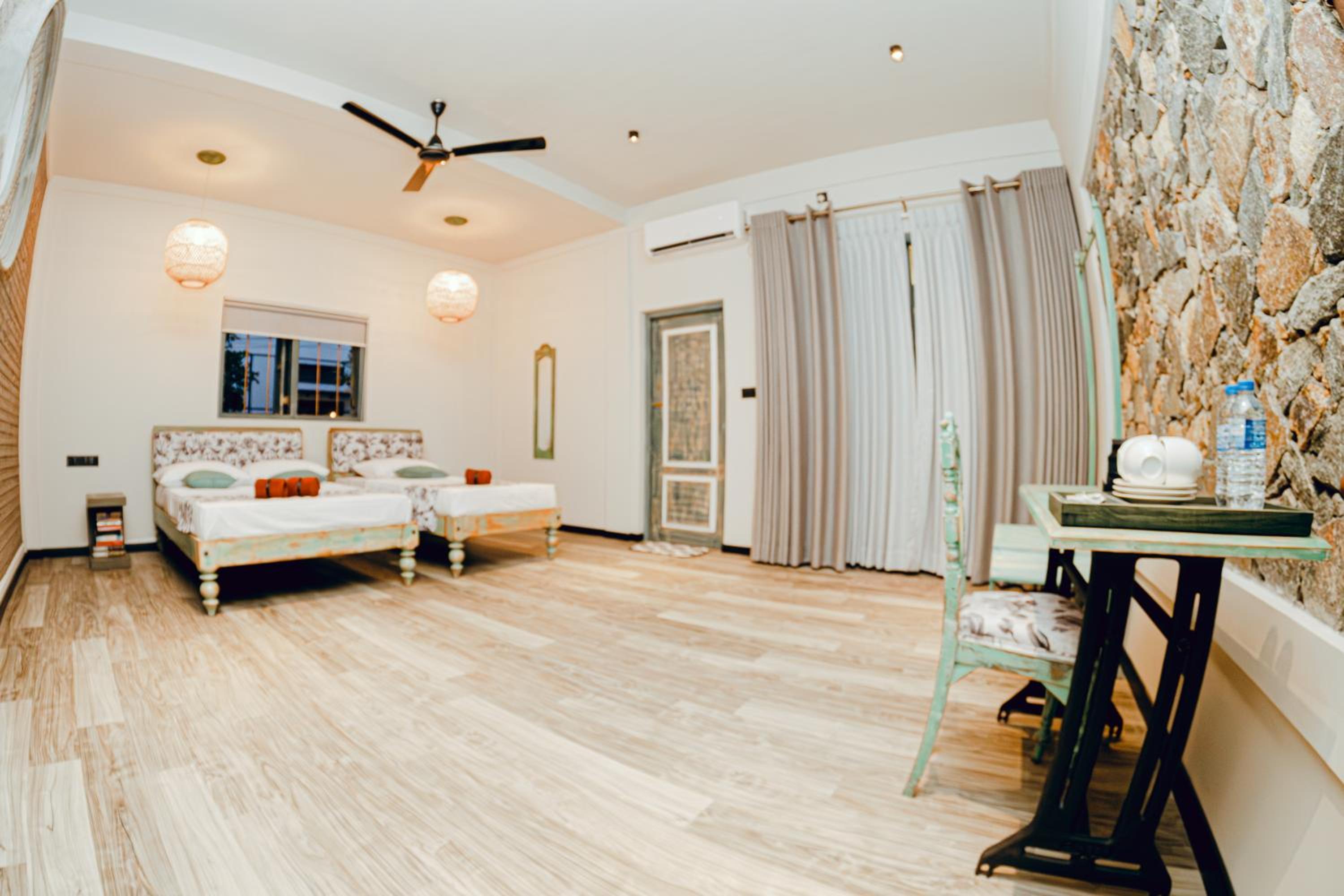 Triple Room with Terrace photo 2