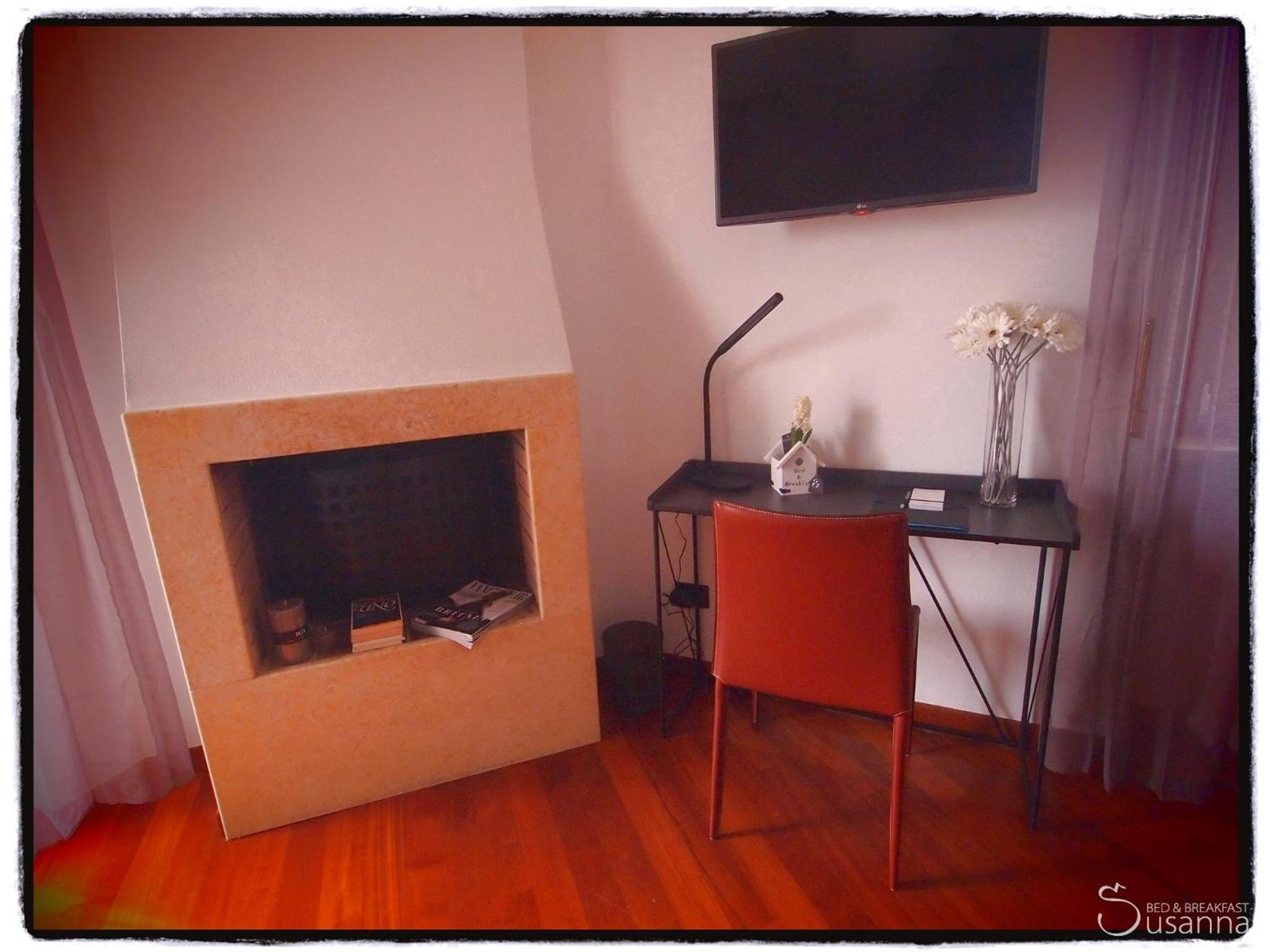 Double or Twin Room with Balcony - Photo 1
