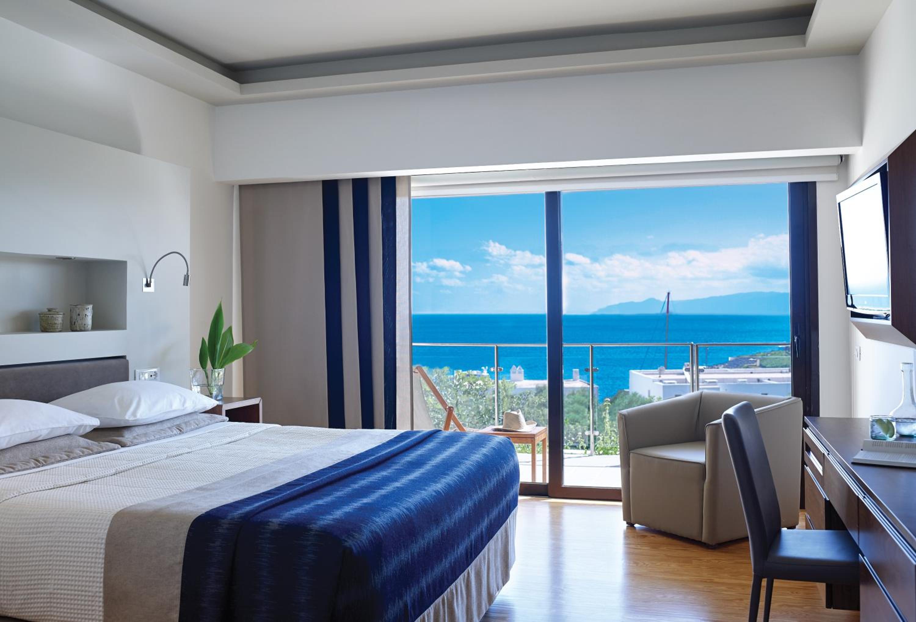 Superior Two Bedroom Suite Private Pool - Photo 5