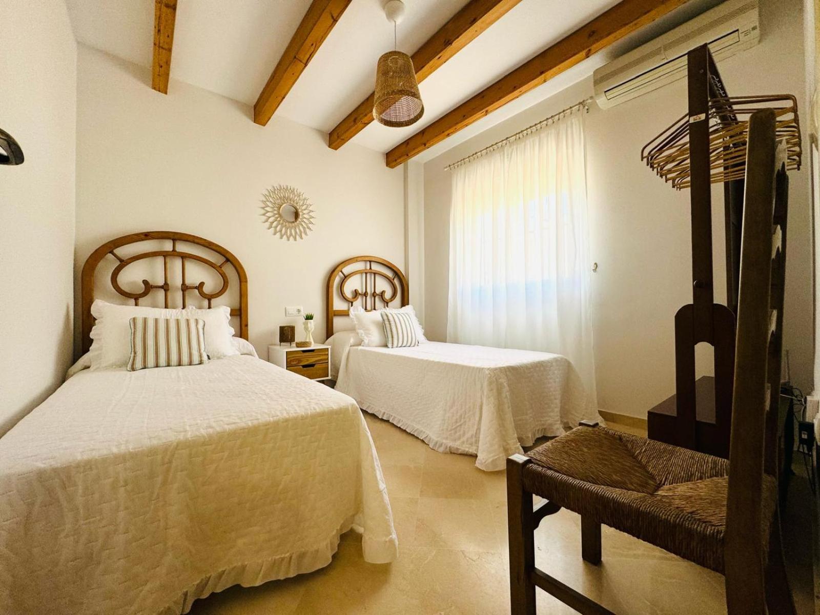 Casa adosada de tres habitaciones