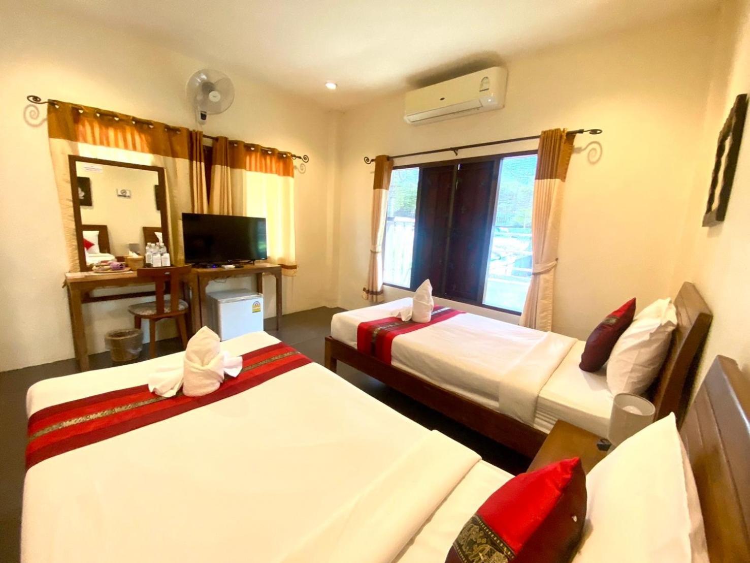 Standard Twin Room photo 2