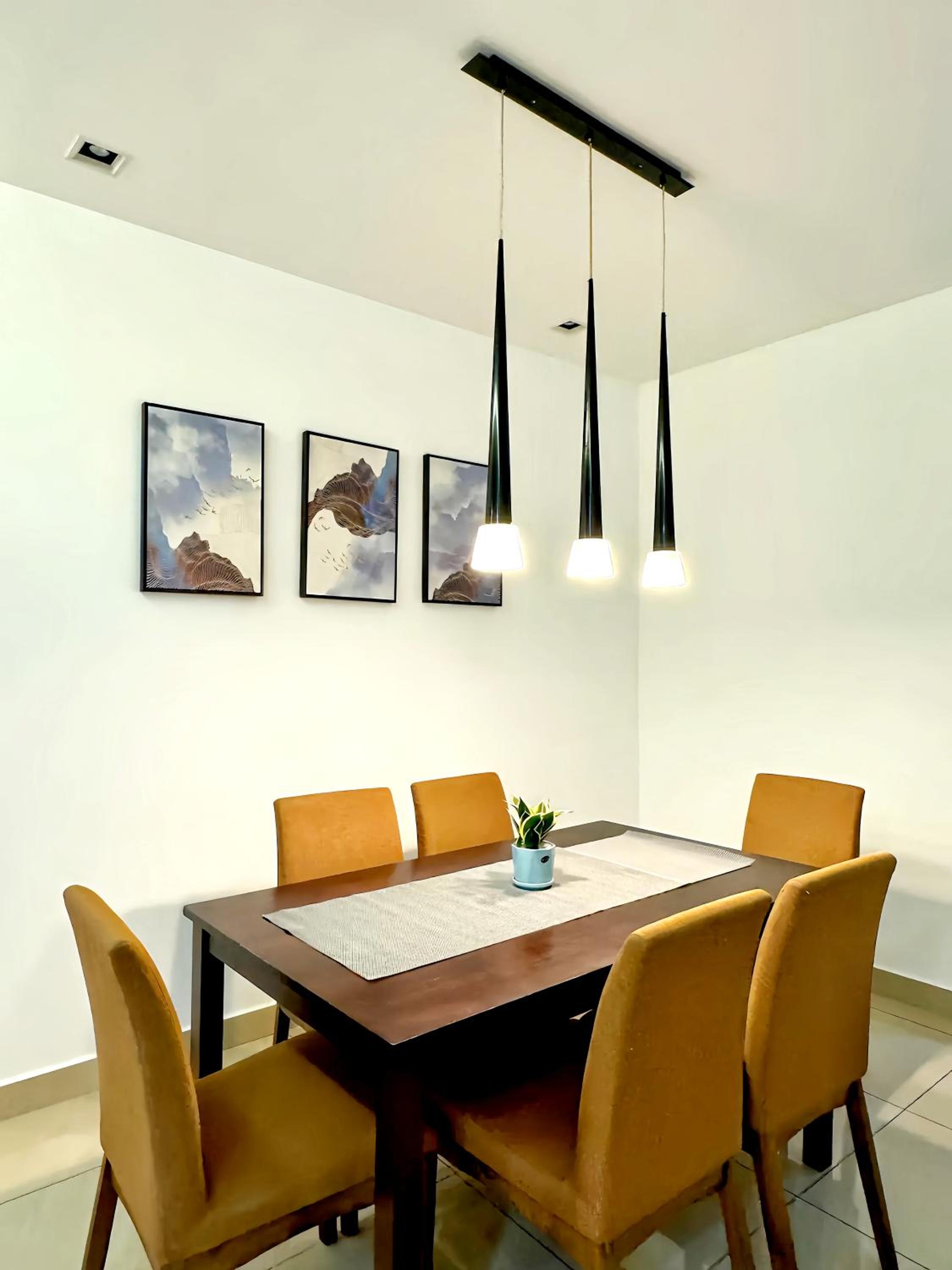 Three-Bedroom Apartment photo 2