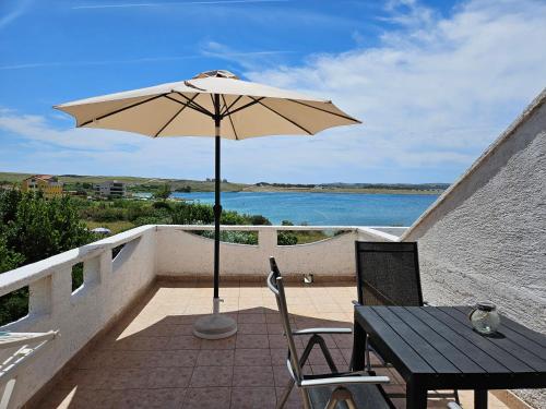 One-Bedroom Apartment with Terrace and Sea View
