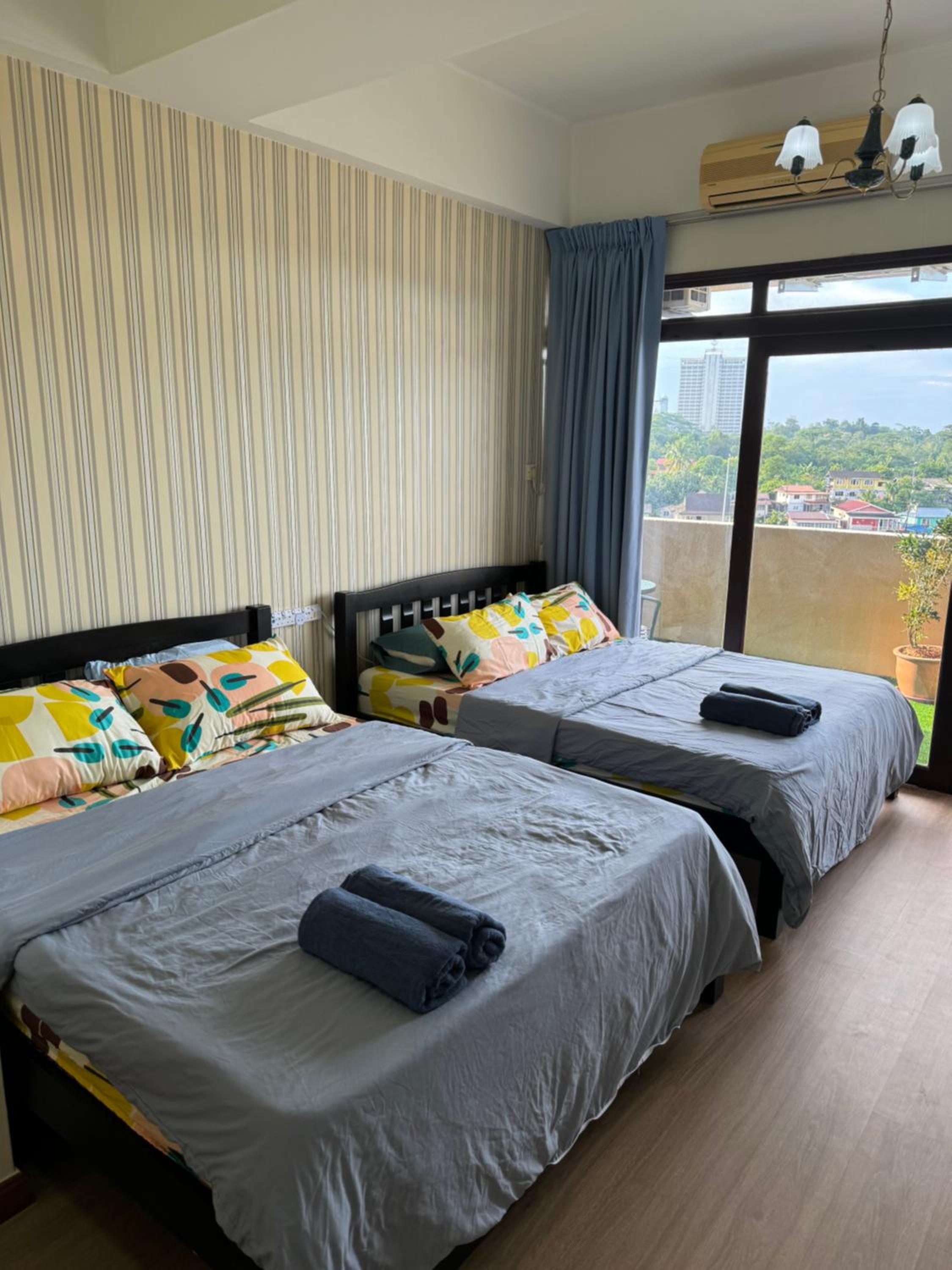 Two-Bedroom Apartment with River View photo 2