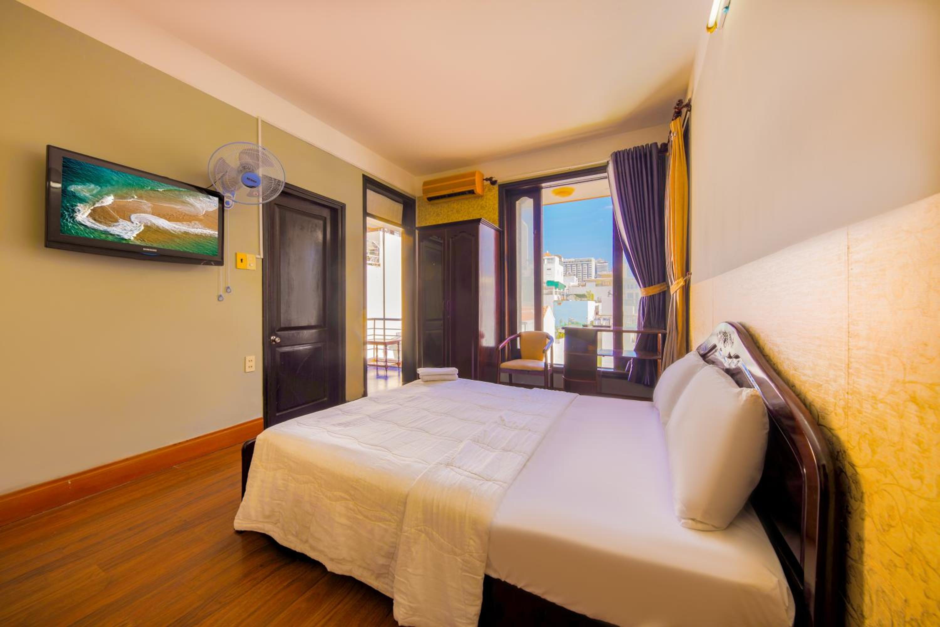 Double Room With Balcony