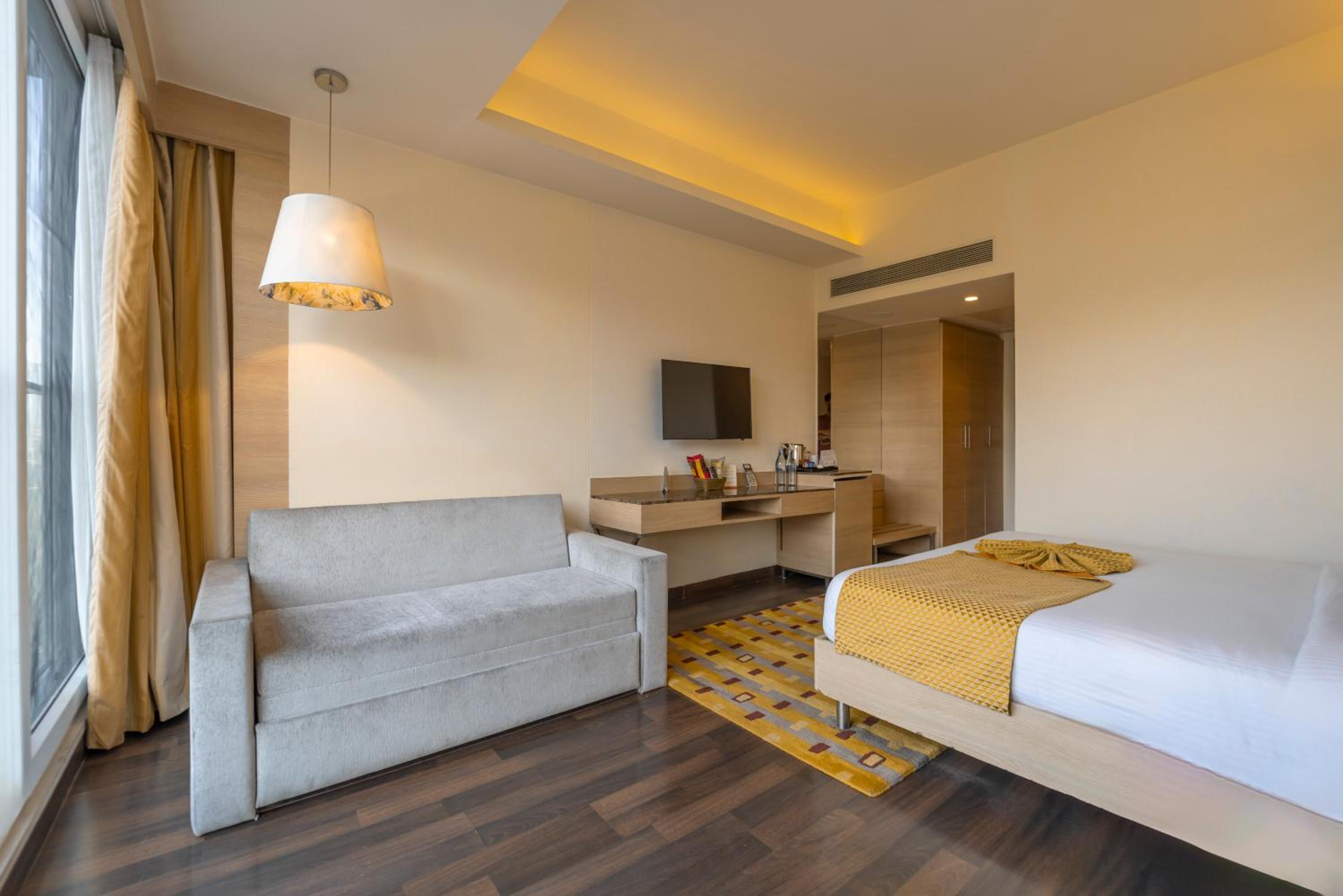 Executive Room photo 2