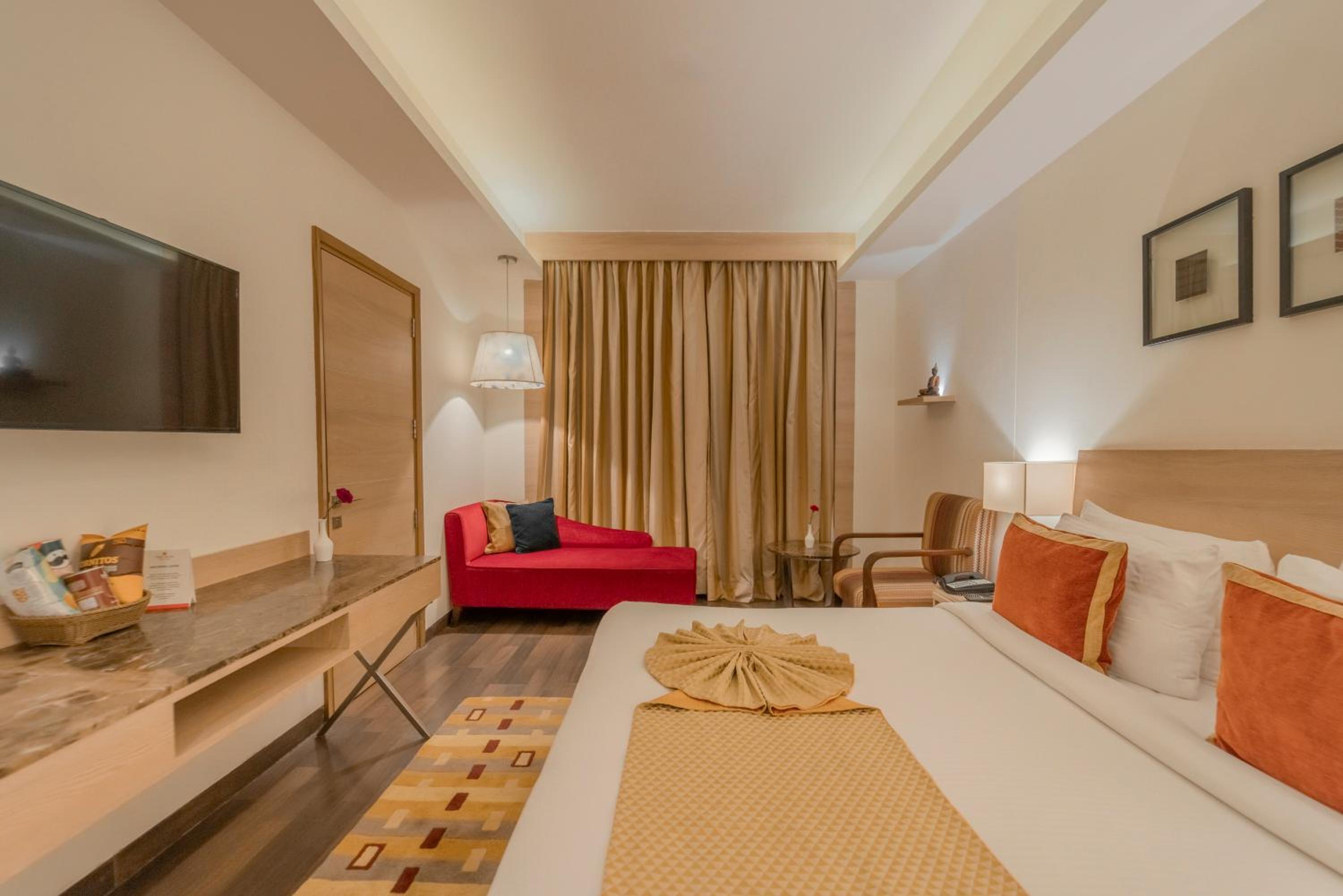Deluxe Double or Twin Room photo 2