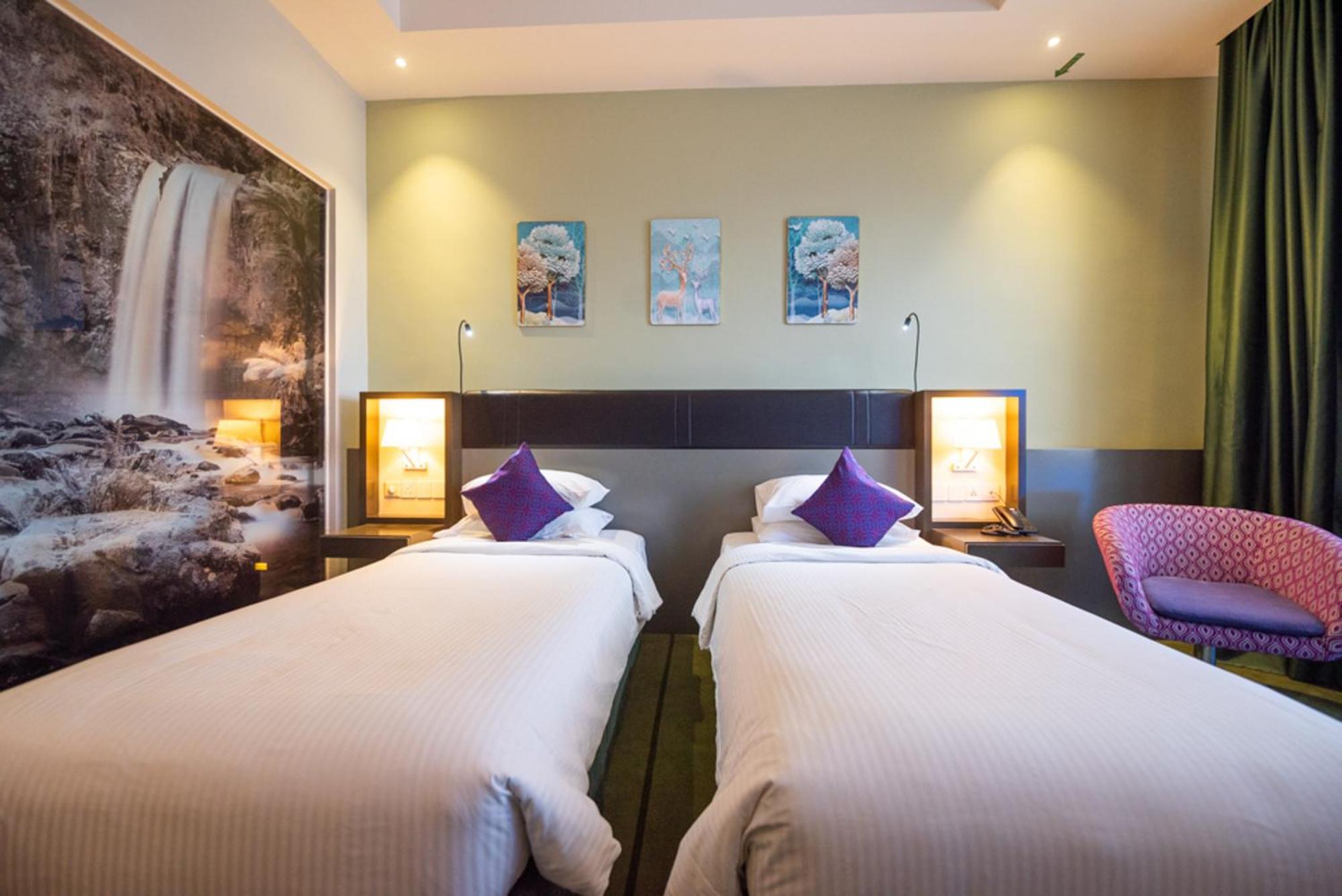 Deluxe Twin Room