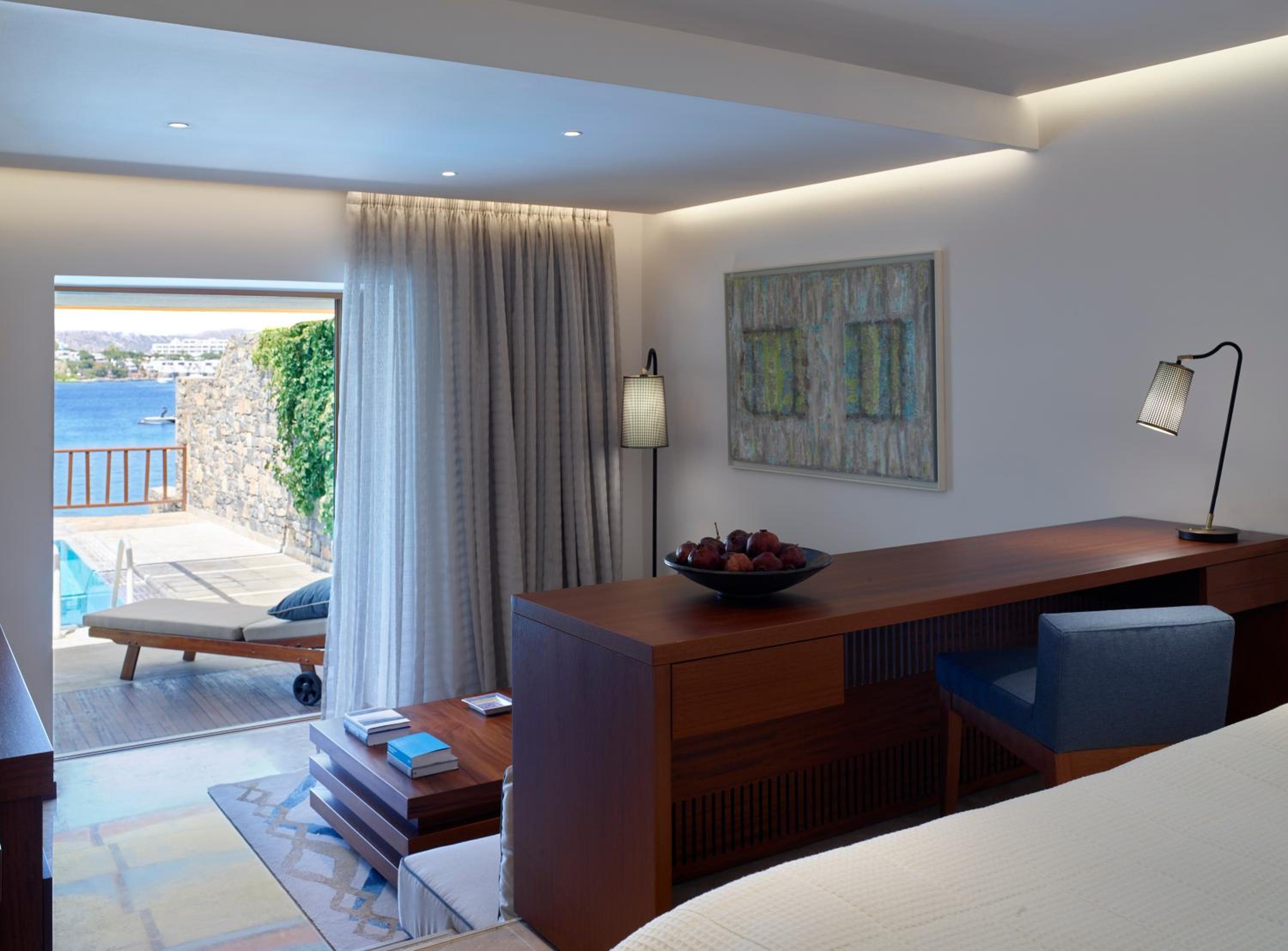 Beach-front Junior Suite with Private Pool - Photo 3