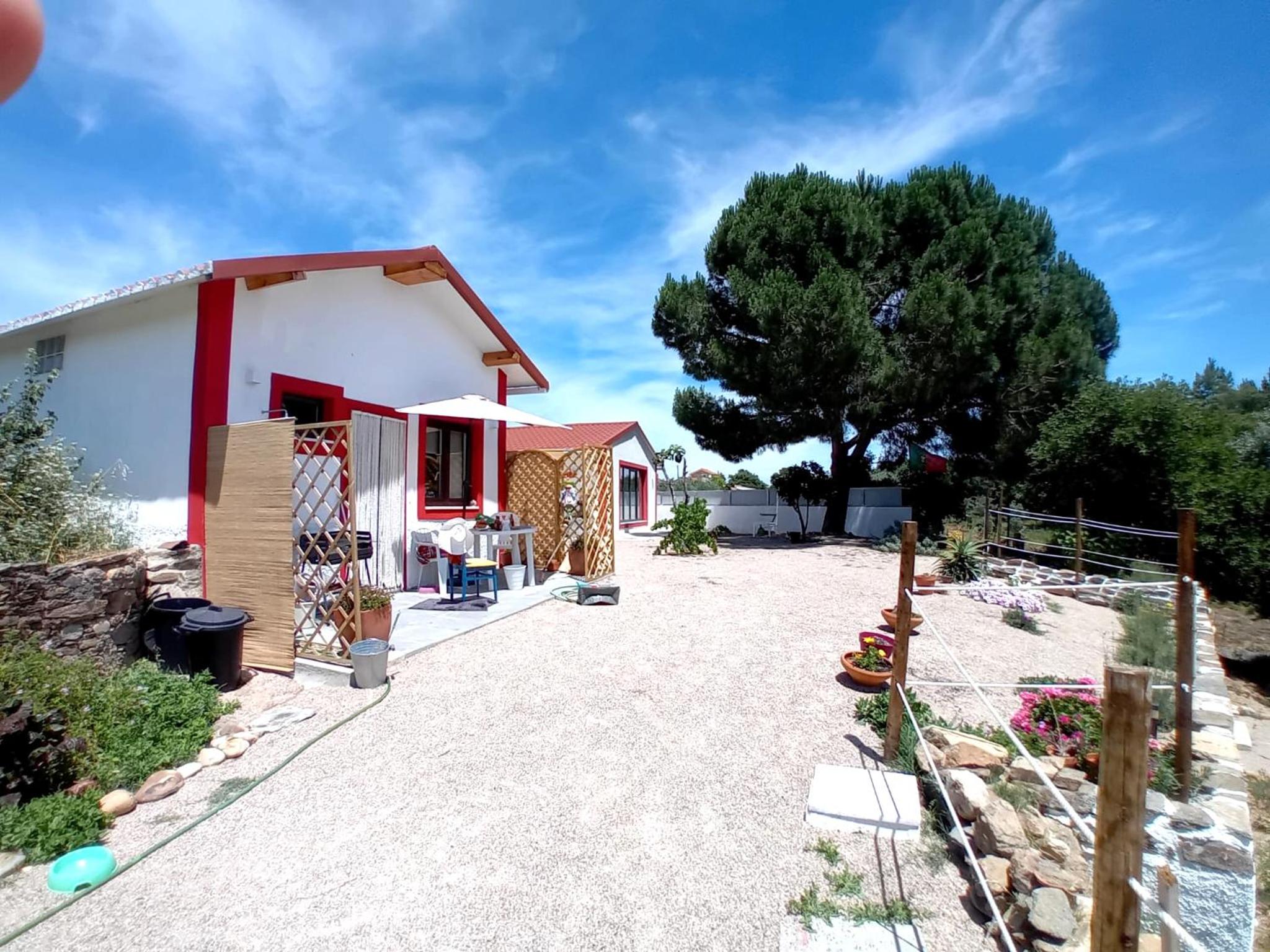 One-Bedroom House - Photo 18