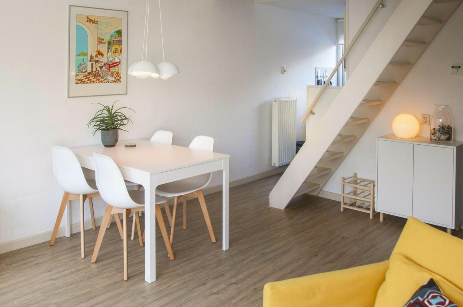 Three-Bedroom House photo 2