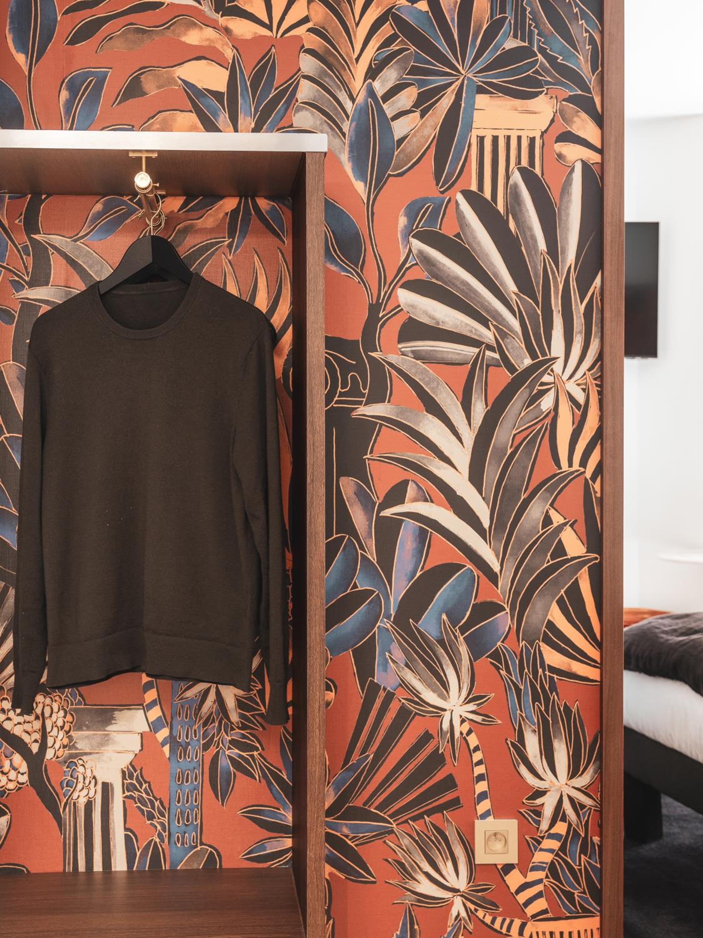 Double or Twin Room - Photo 10