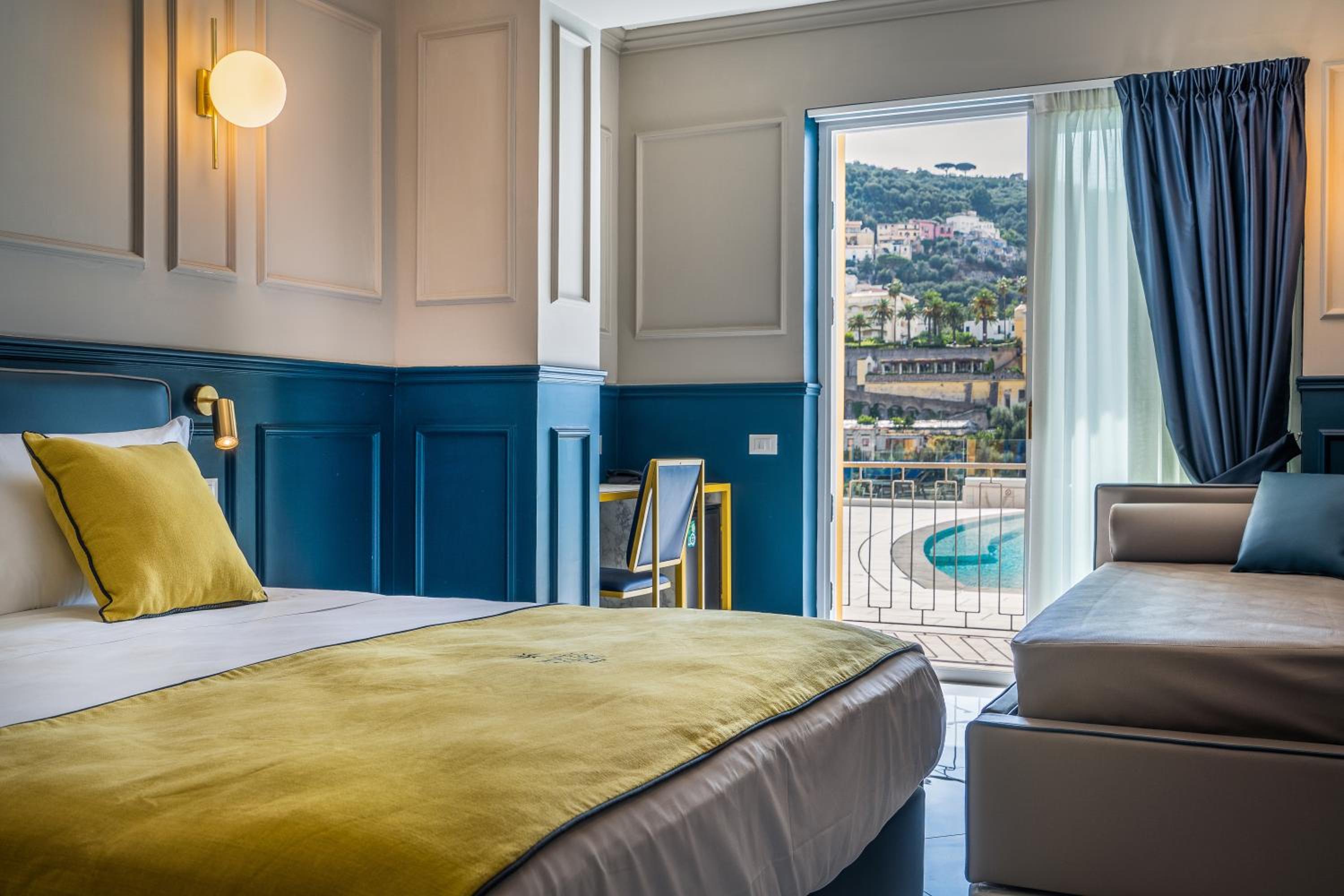 Executive Room with Pool View - Photo 12