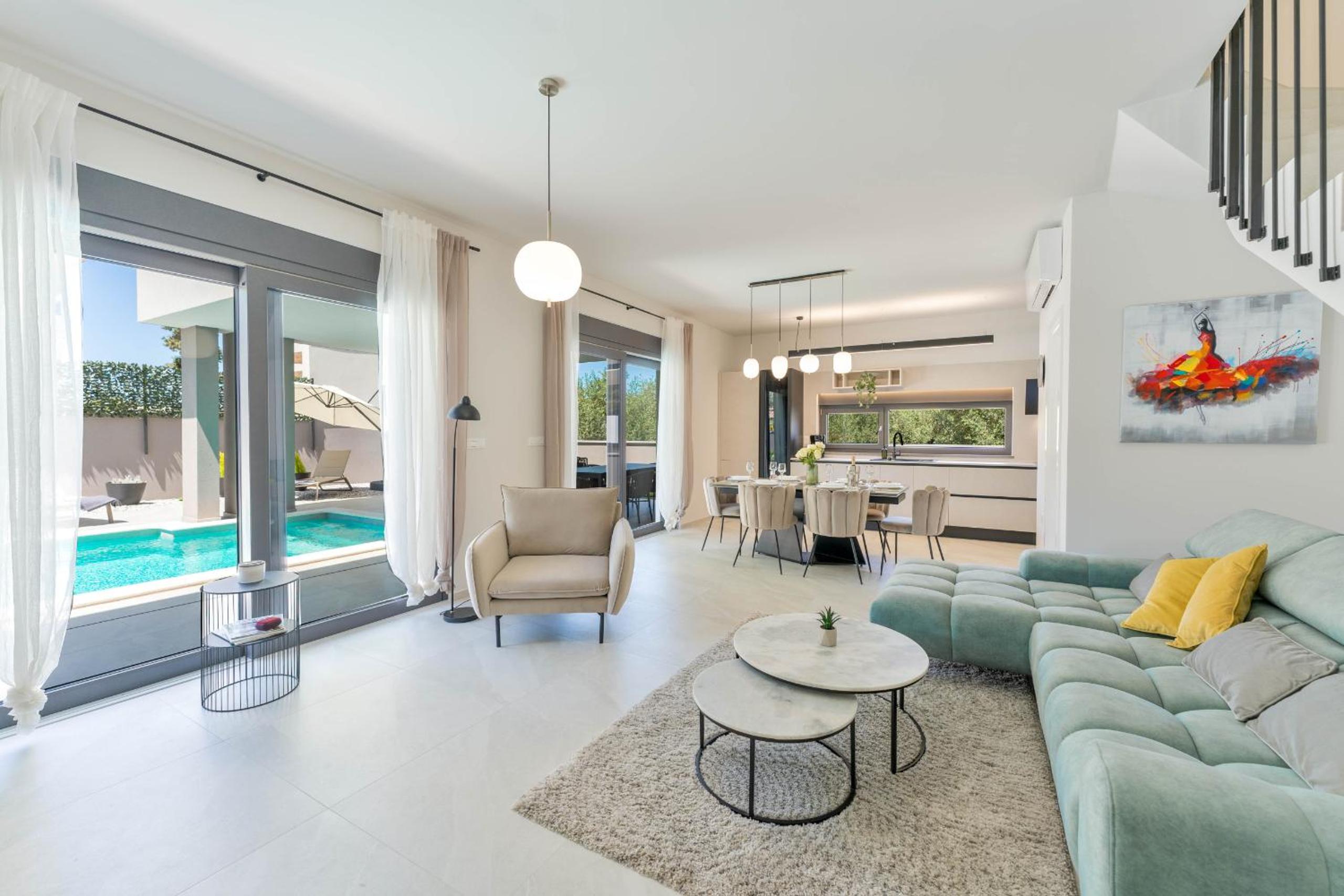 Villa photo 1