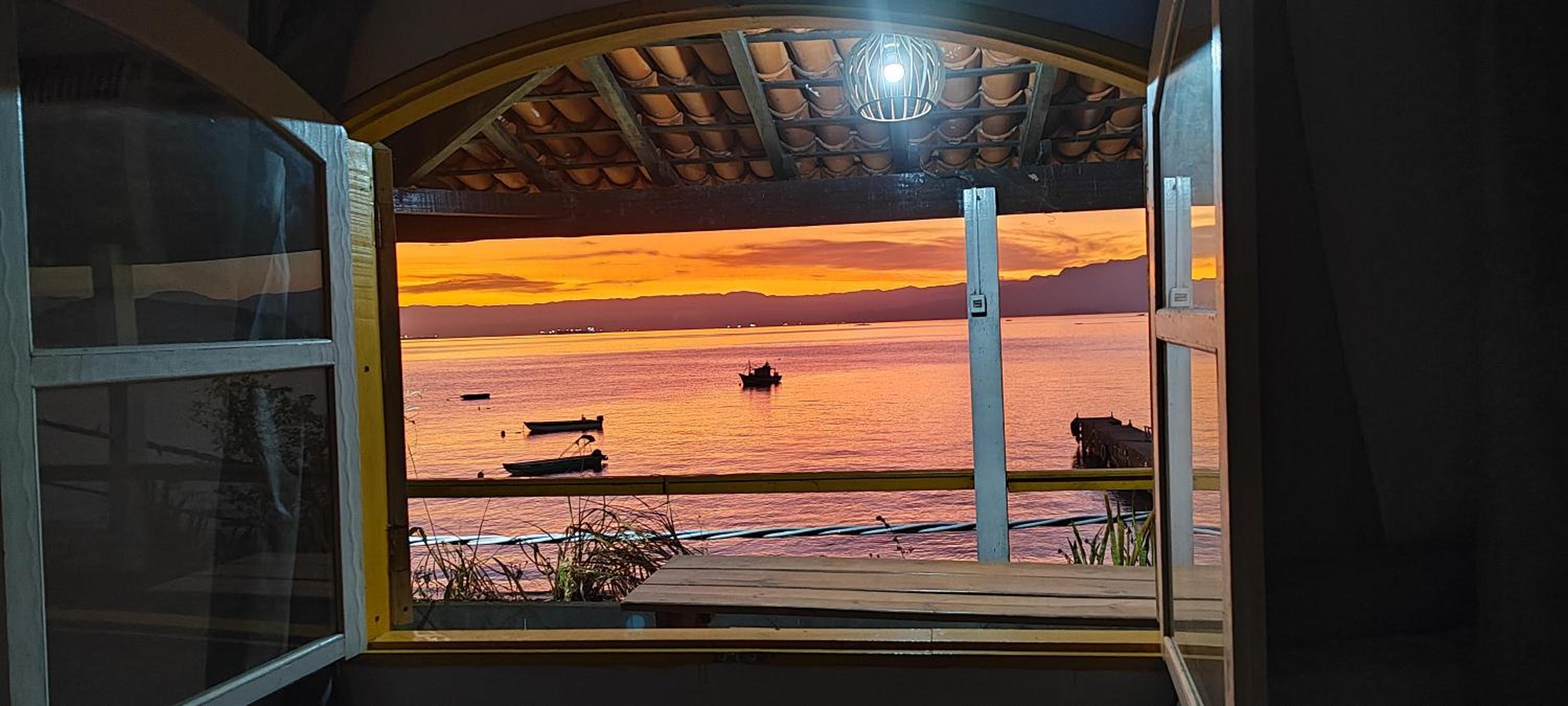 Deluxe Double Room with Sea View photo 2