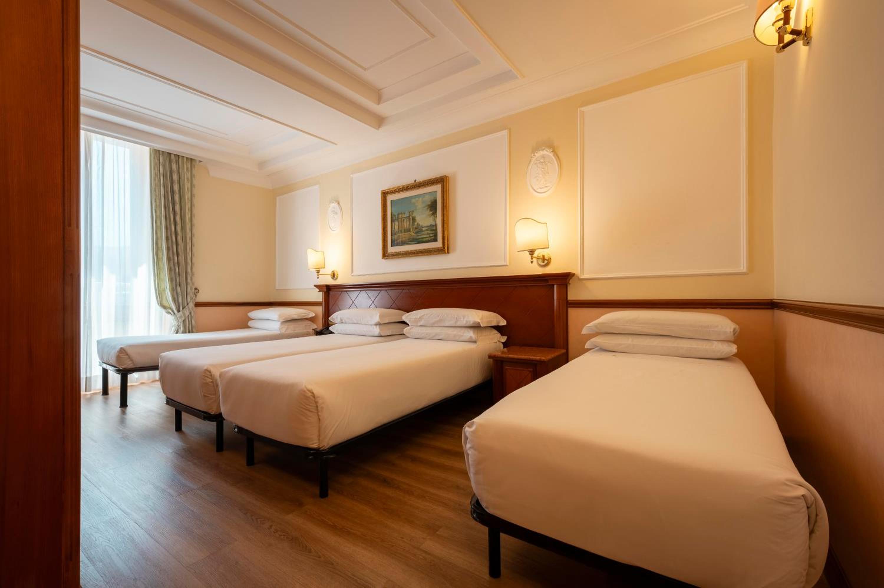 Quadruple Room photo 2