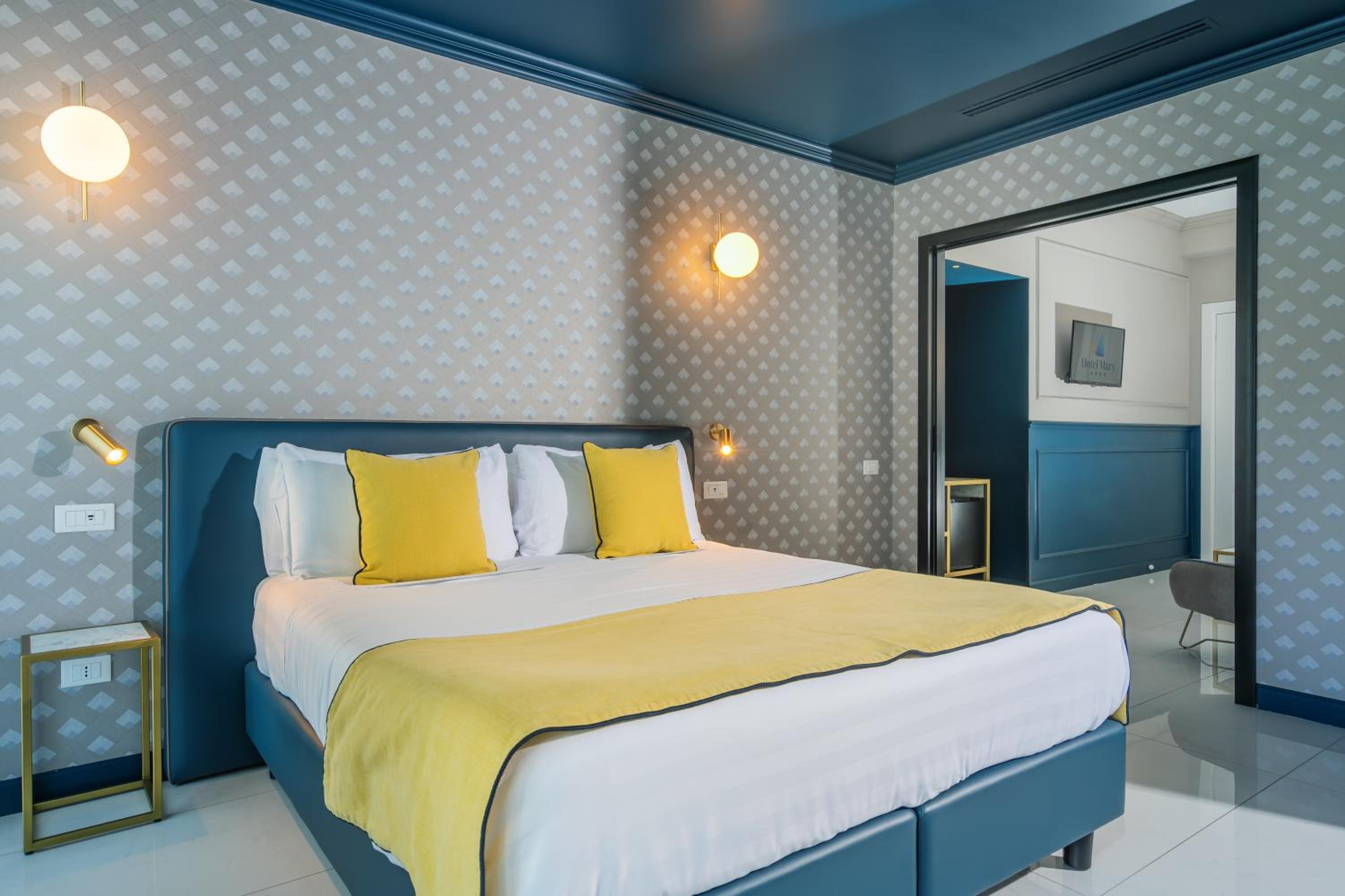 Junior Suite with Sea View - Photo 6