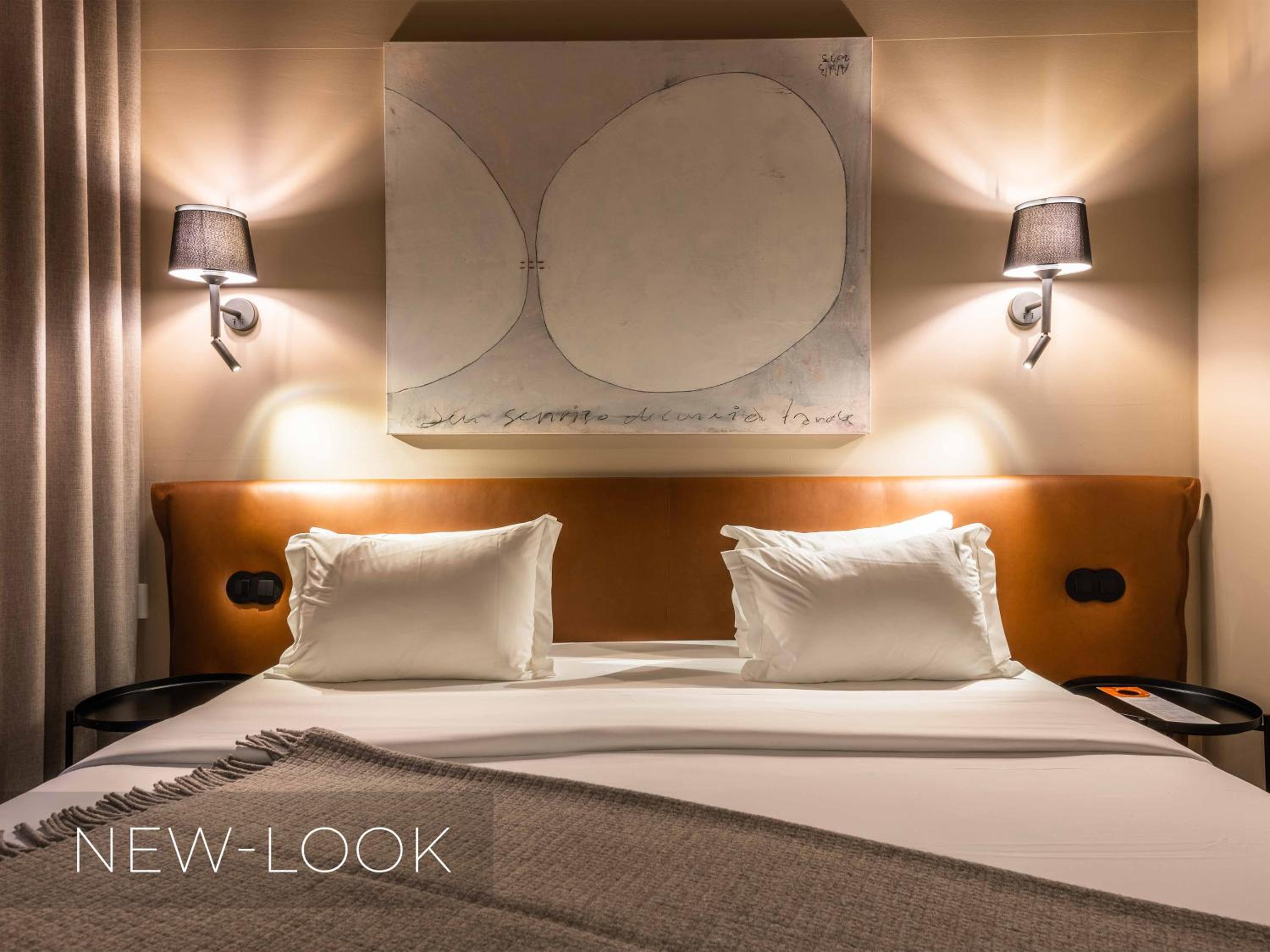Double or Twin Room - Photo 5