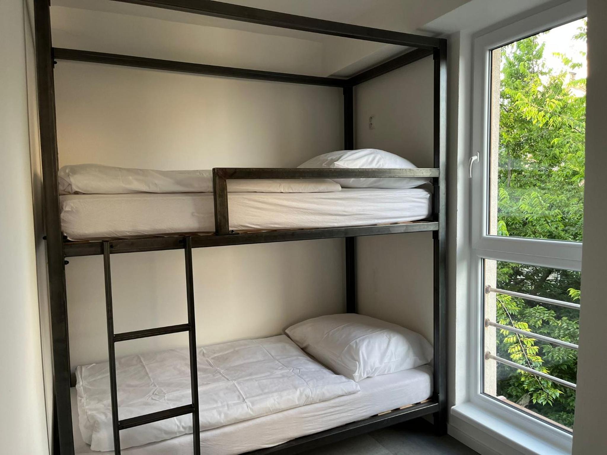 Bed in 6-Bed Female Dormitory Room photo 2