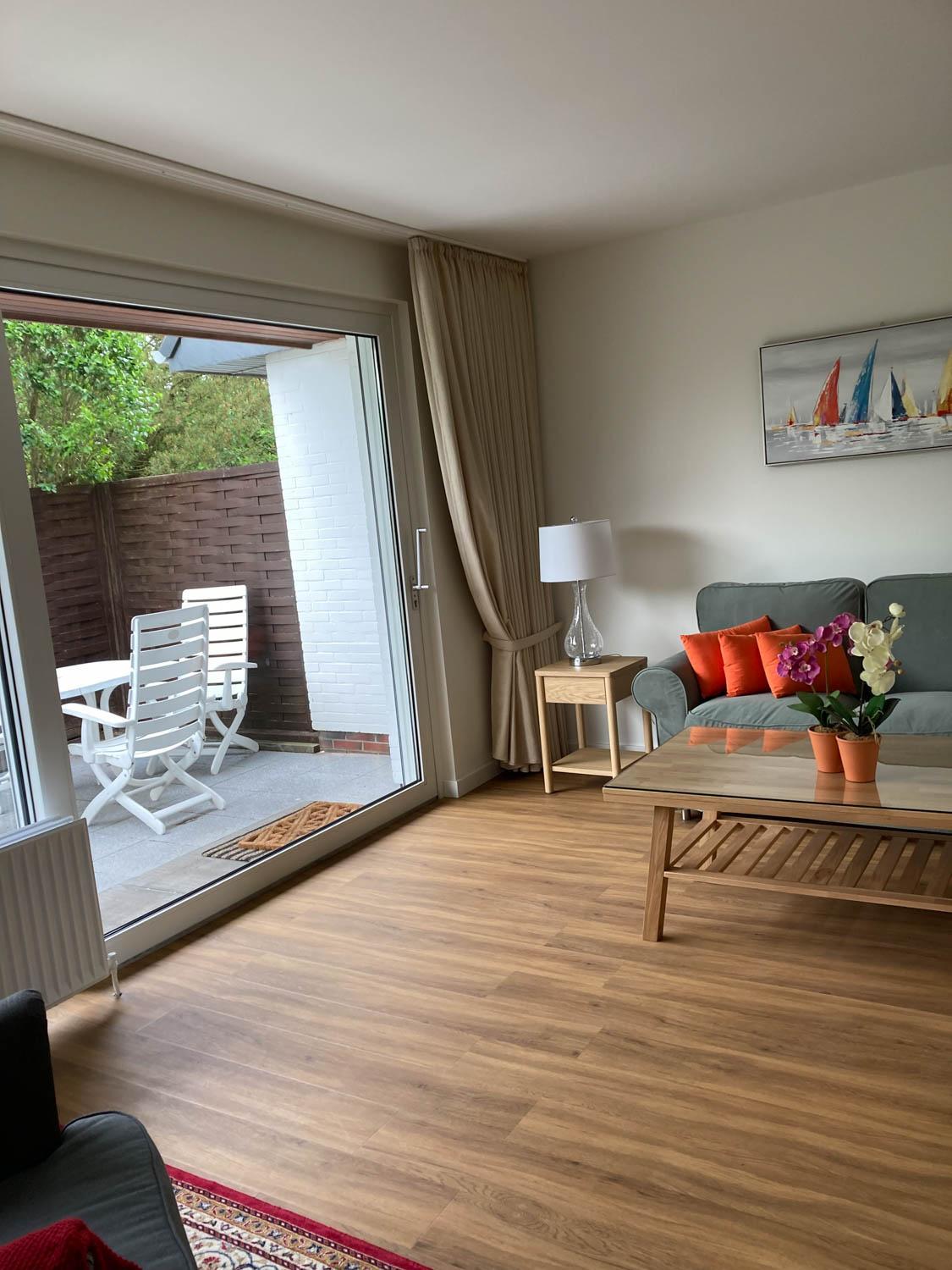 Apartment with Terrace - Photo 1
