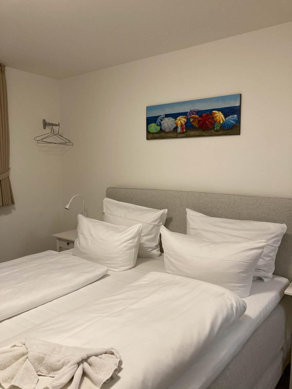 Apartment with Terrace - Photo 28