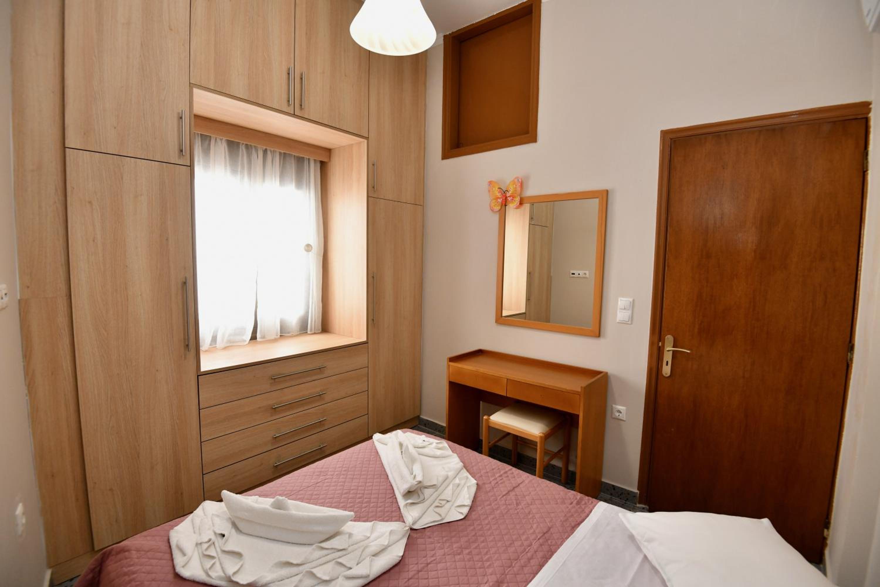 Three-Bedroom House photo 3
