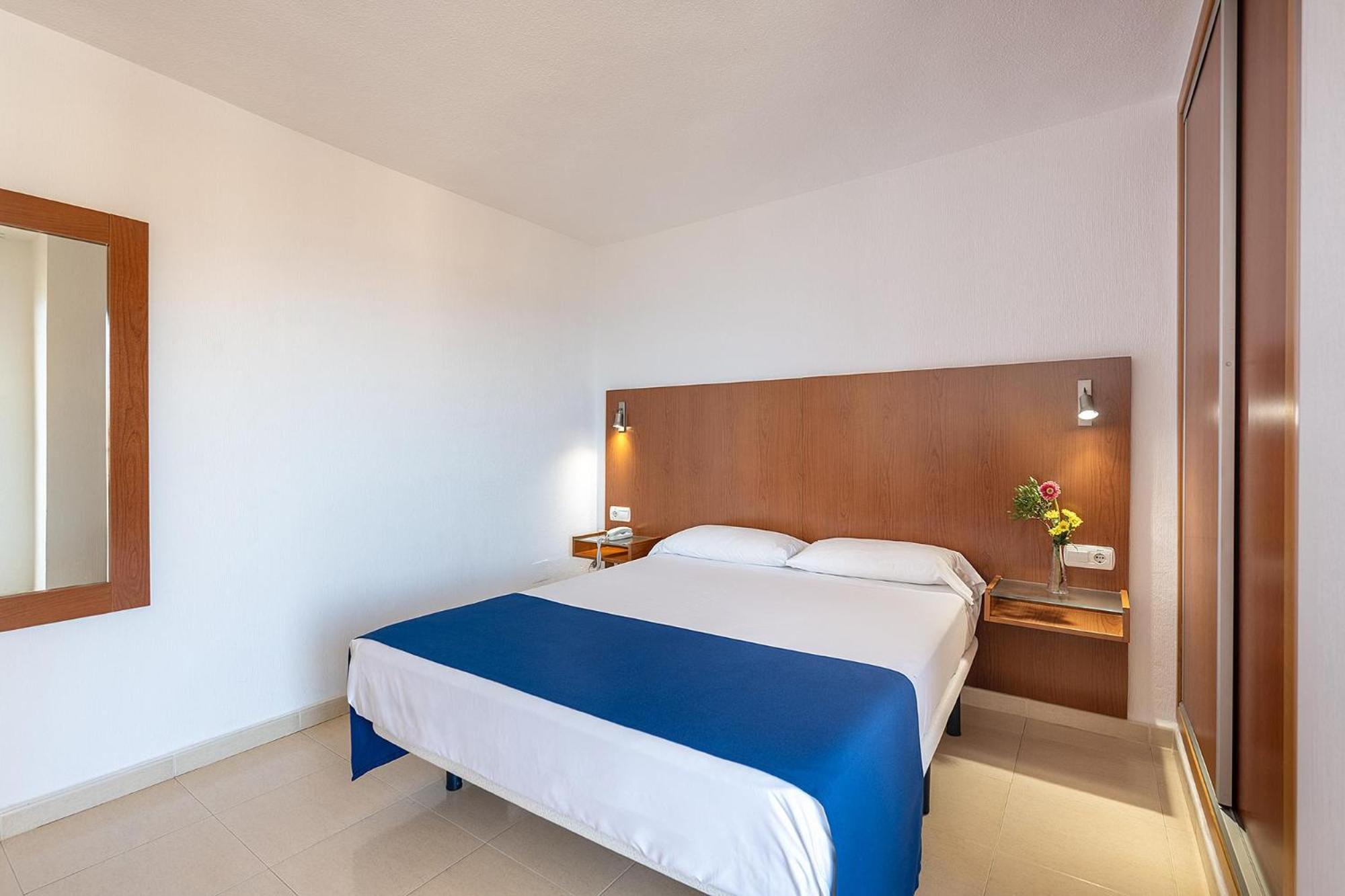 Junior Suite with Sea View - Photo 5
