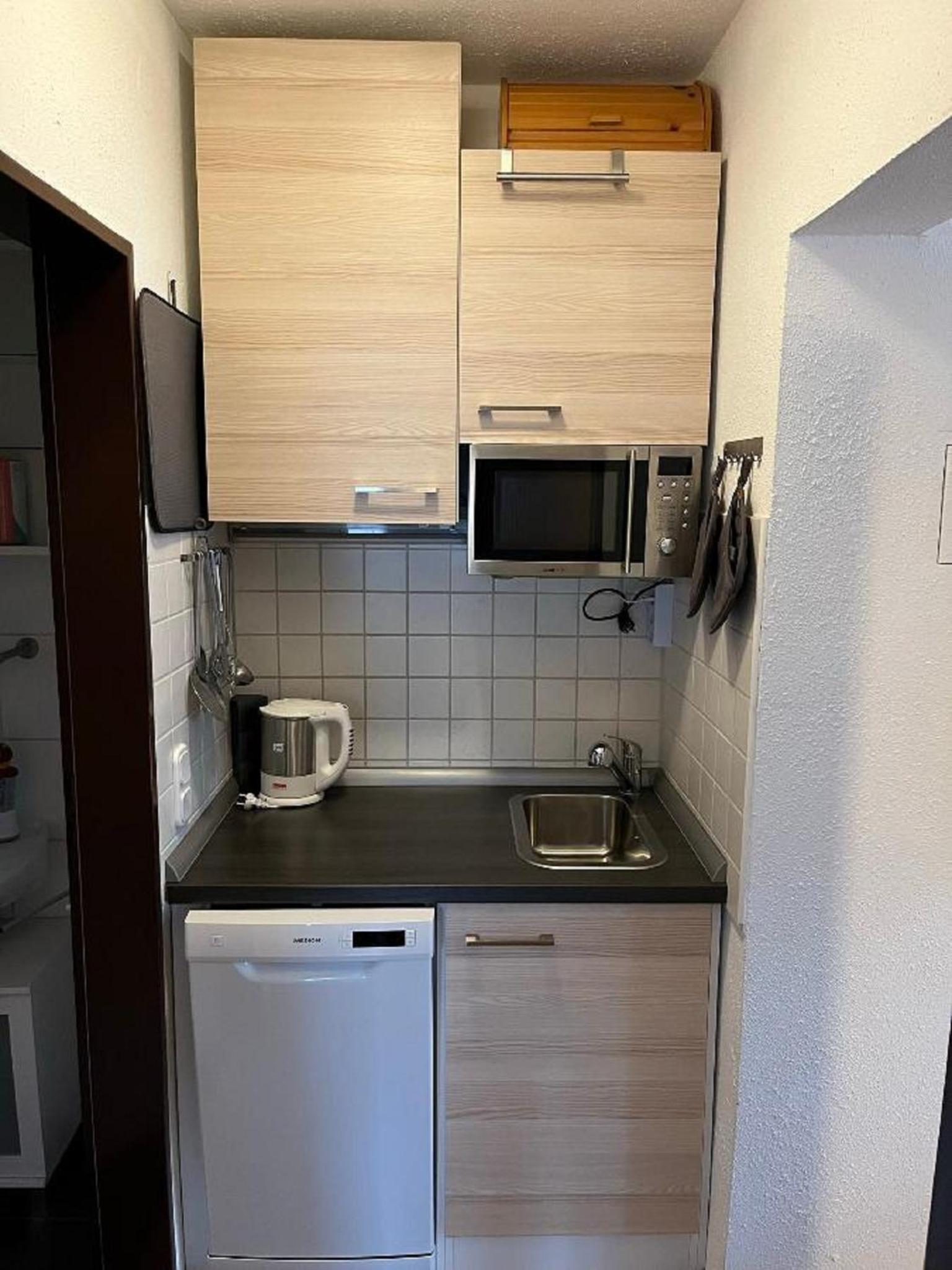 Apartment - Ground Floor photo 3