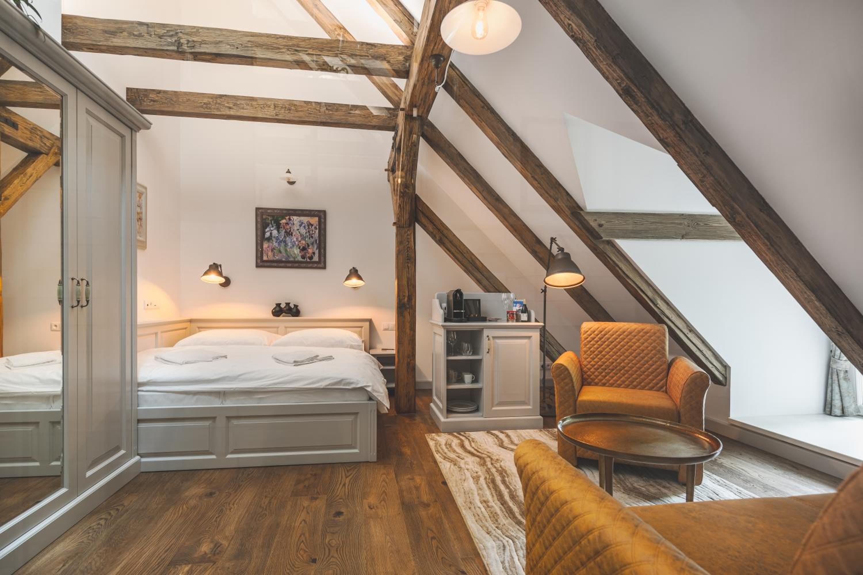 Deluxe Triple Room