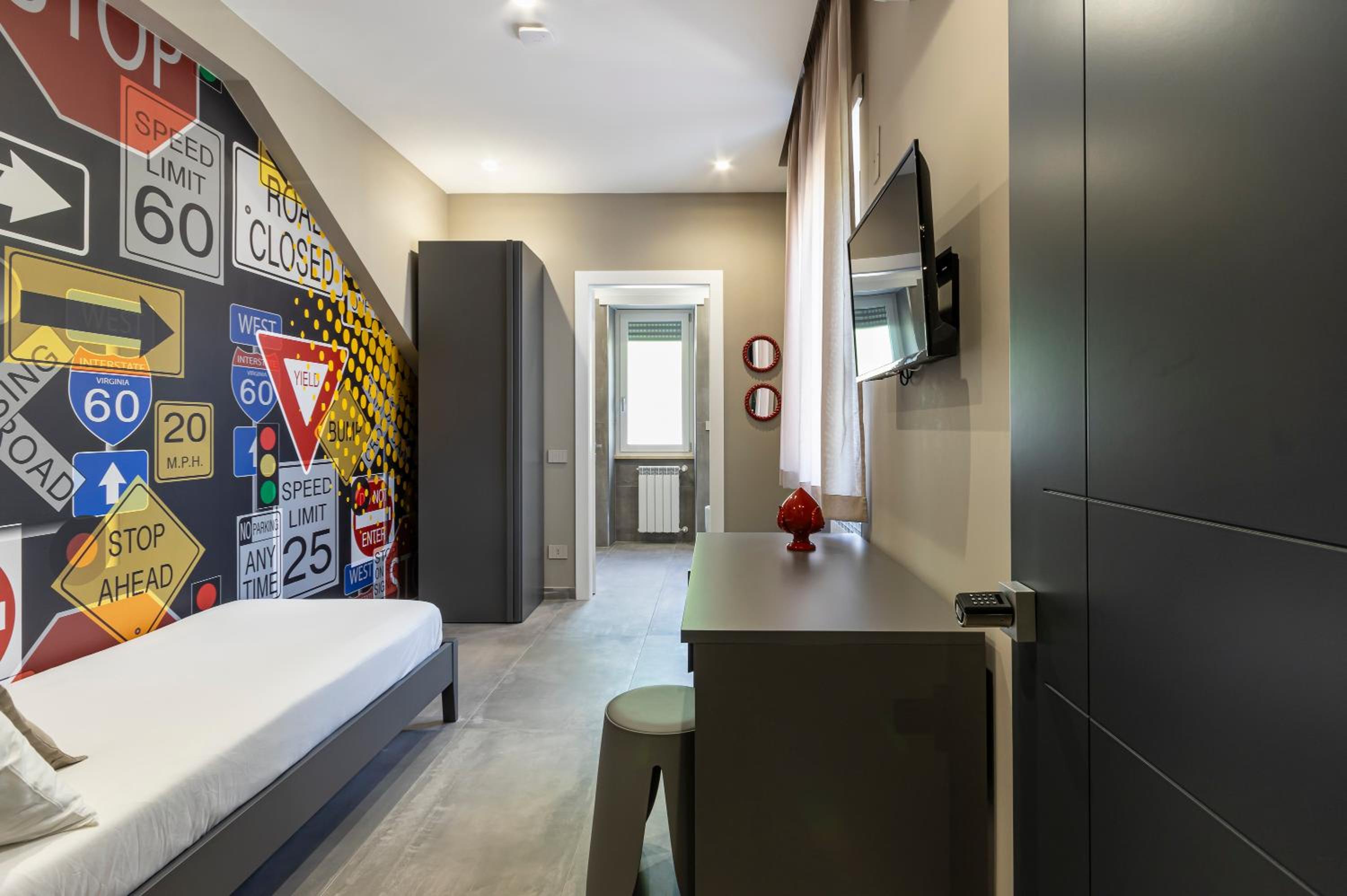 Standard Single Room photo 3