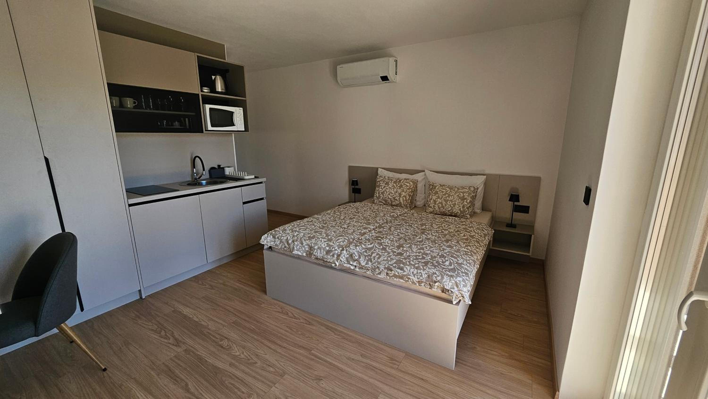 Deluxe Double Room with Sea View
