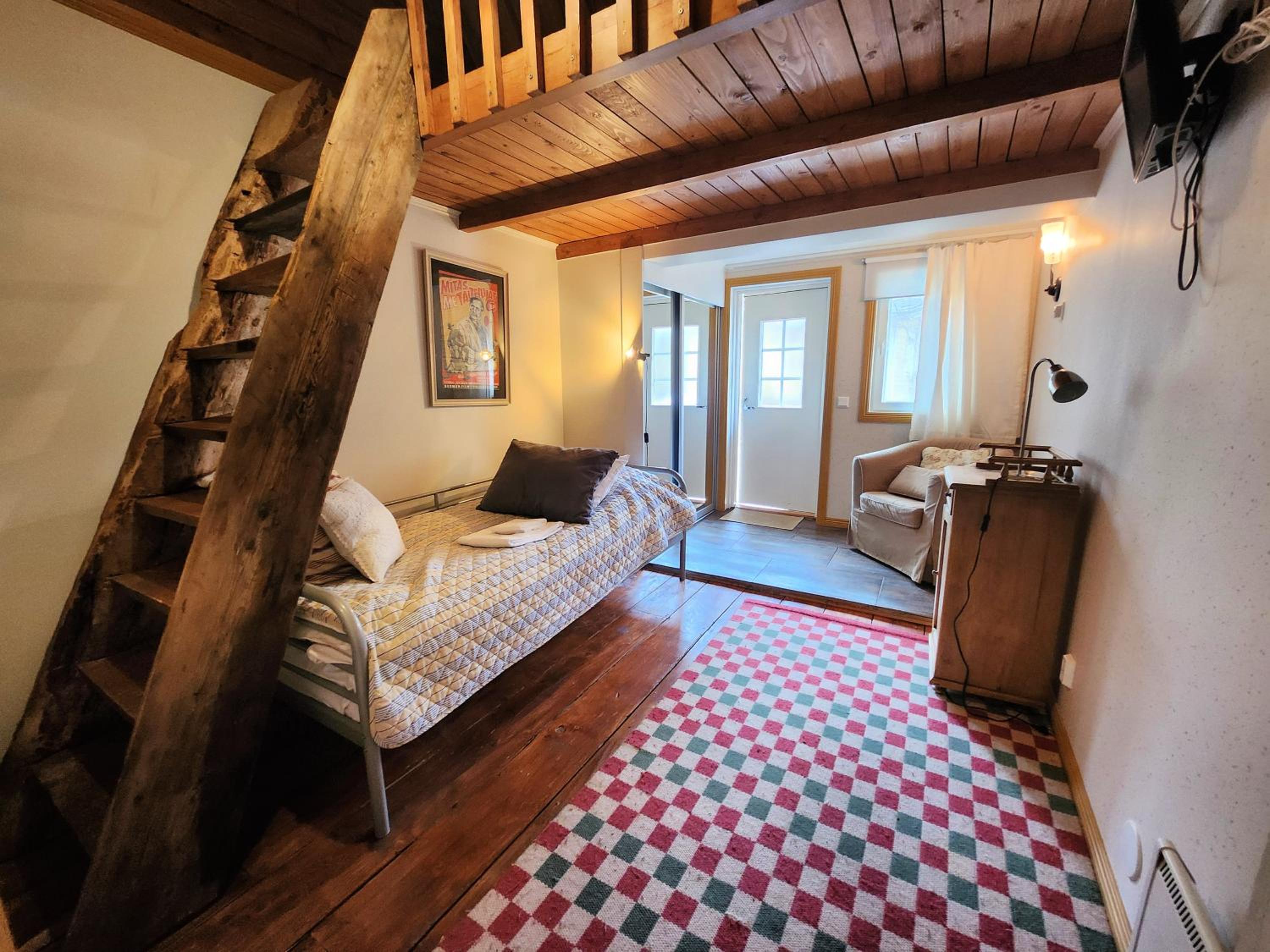 Standard Twin Room photo 2