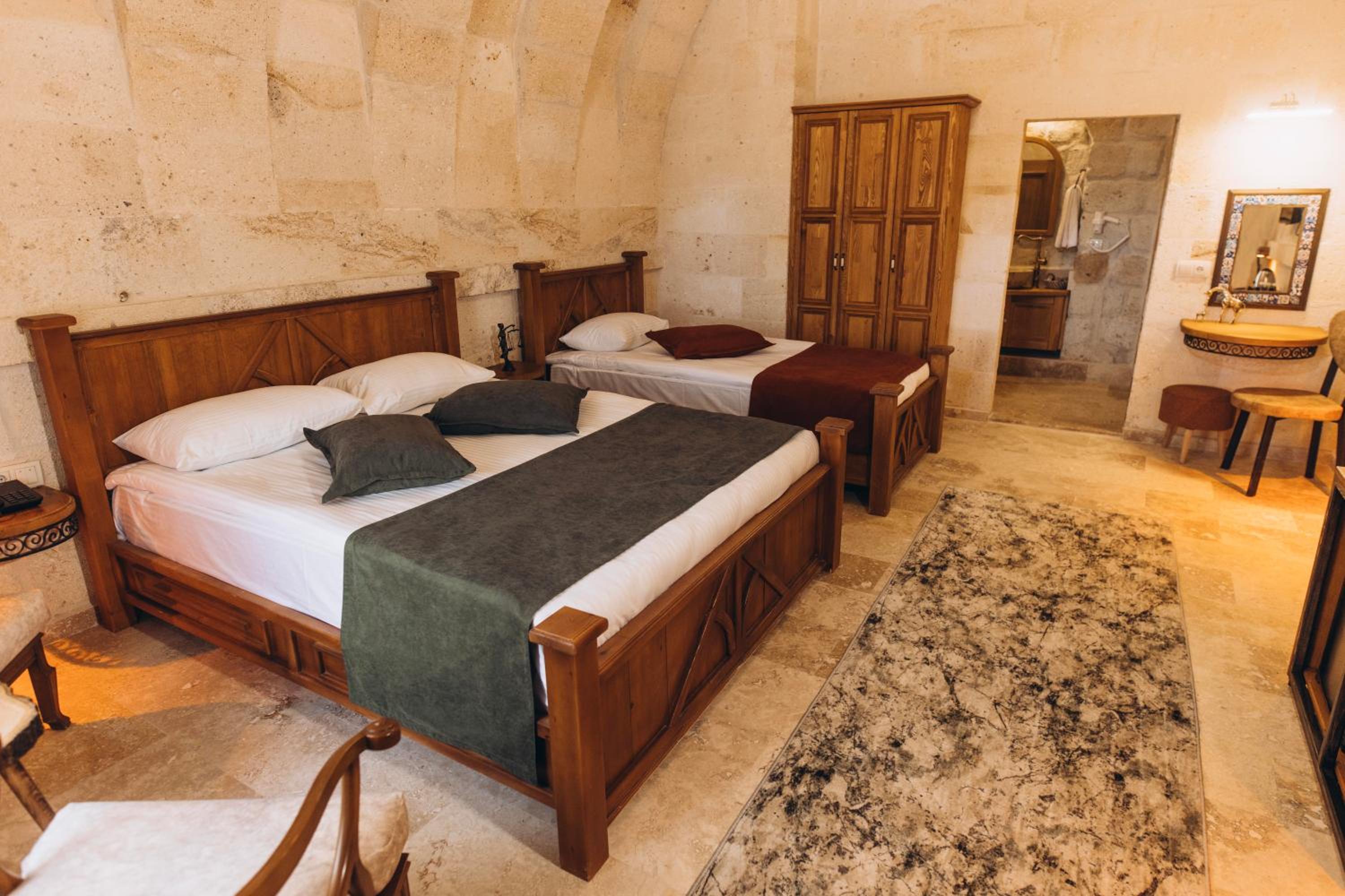 Suite With Spa Bath