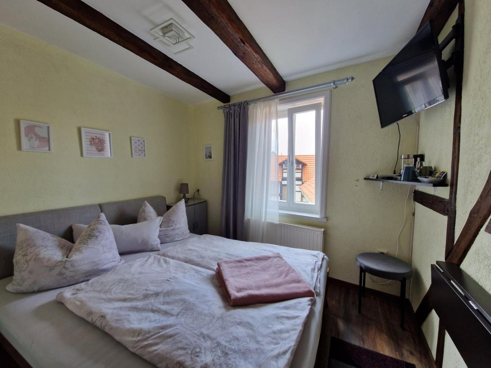 Small Double Room photo 2